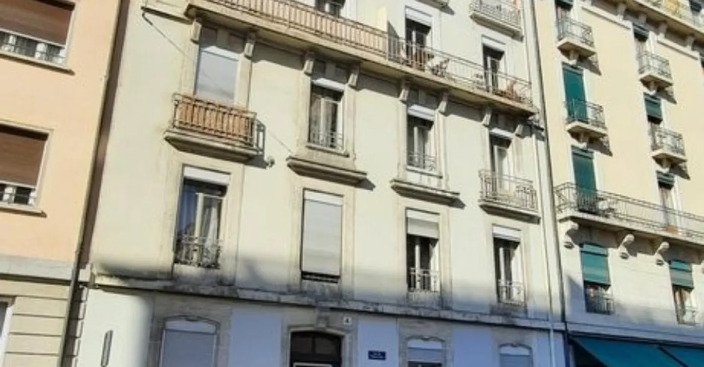 To seize! Charming apartment for rent in the heart of Plainpalais! - Photo 1 of 7