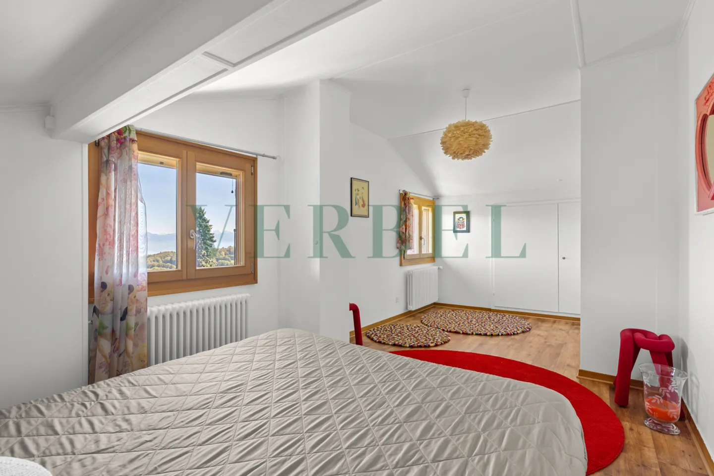 Villa-chalet: un'eccezionale cornice tra lago e montagne - Foto 8 di 10