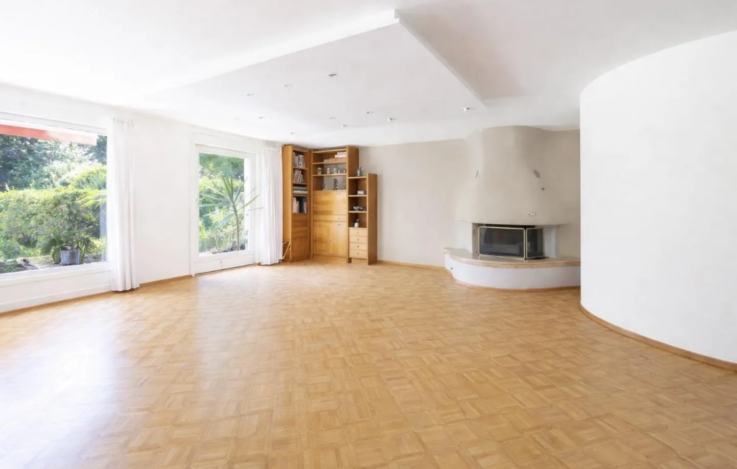 Charming Semi-Detached House - Photo 1 of 7