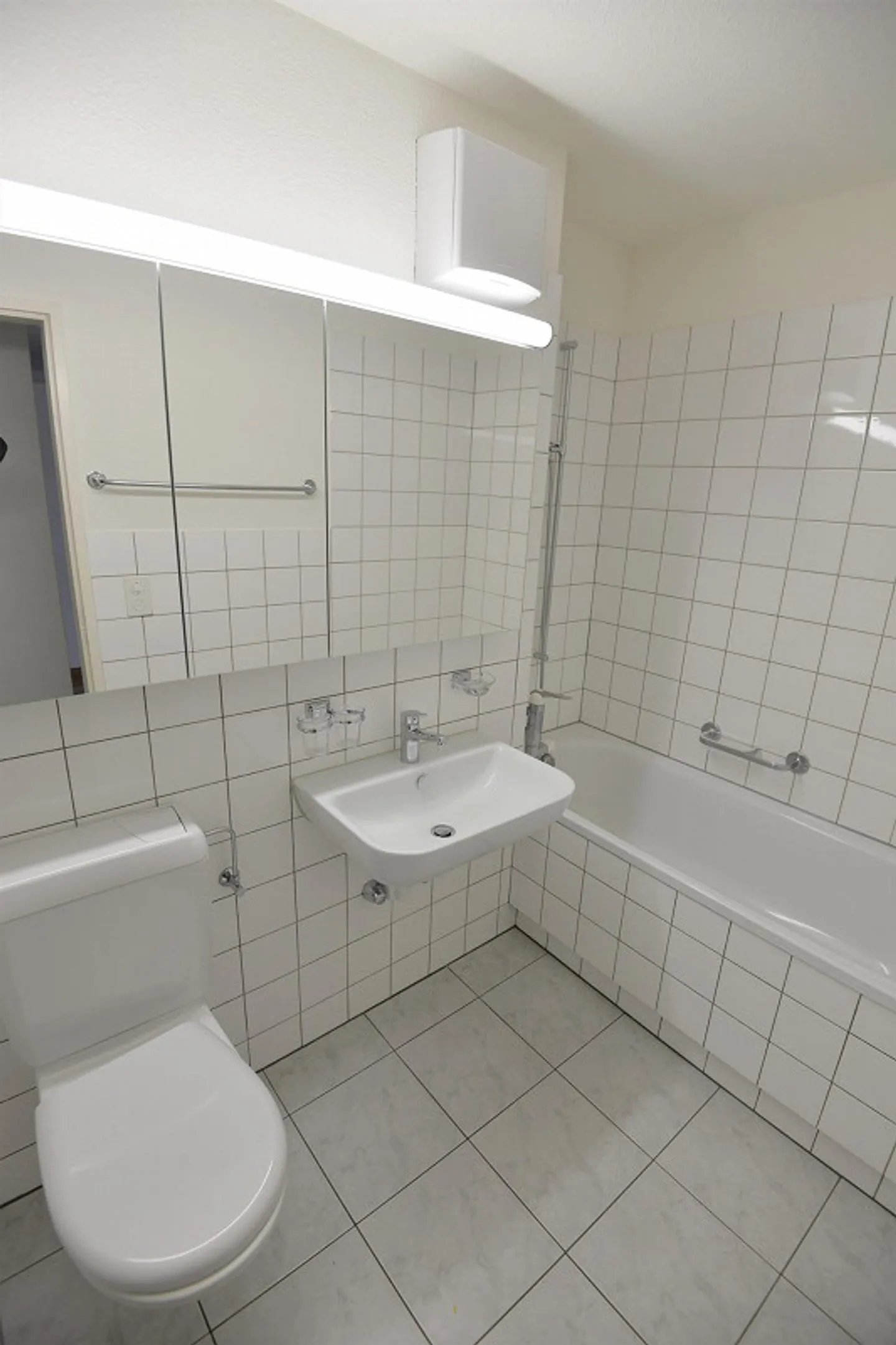 Your new home with large garden seating area - Photo 9 of 10