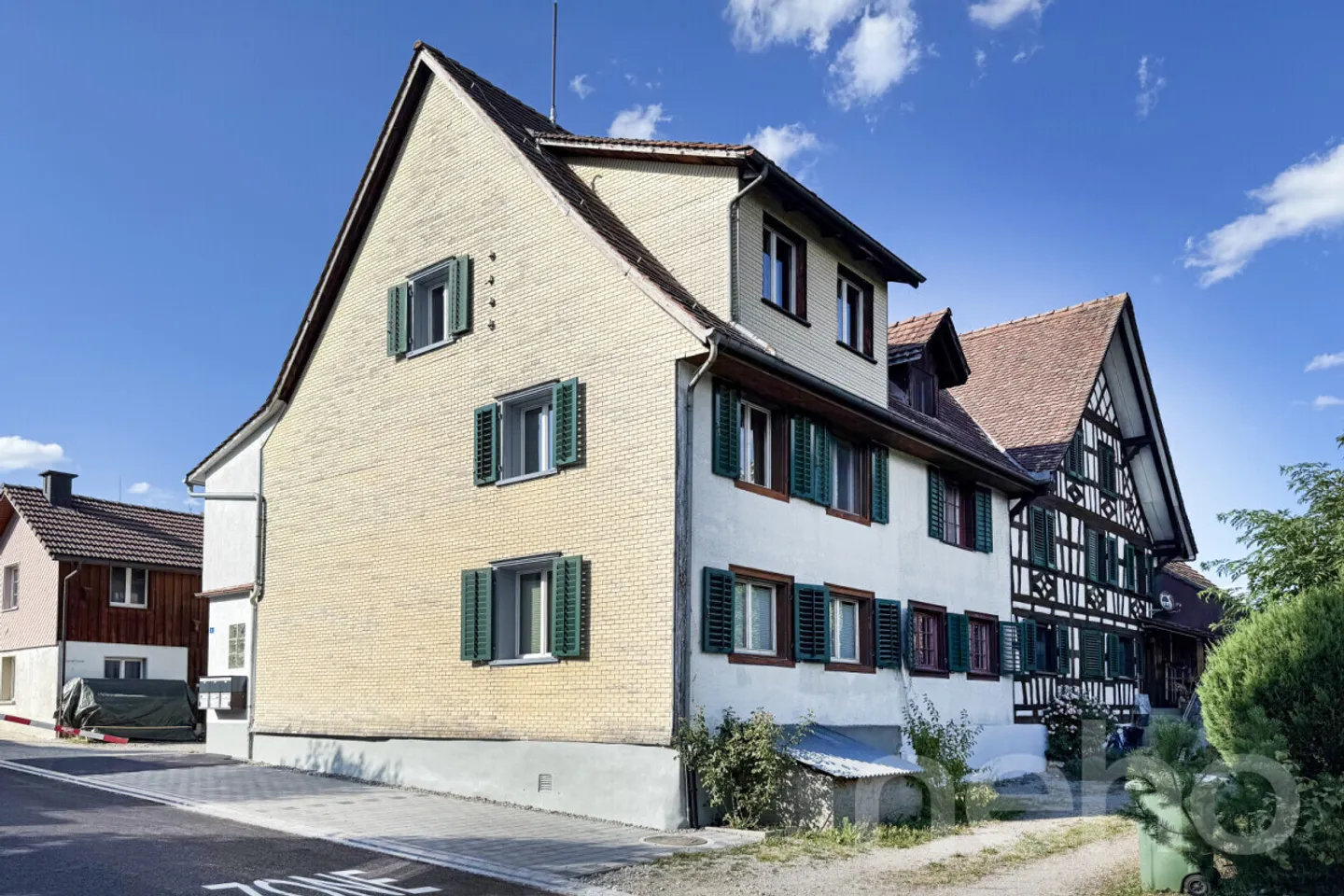 Une maison avec histoire - renouvelée pour l'avenir - Photo 1 sur 12