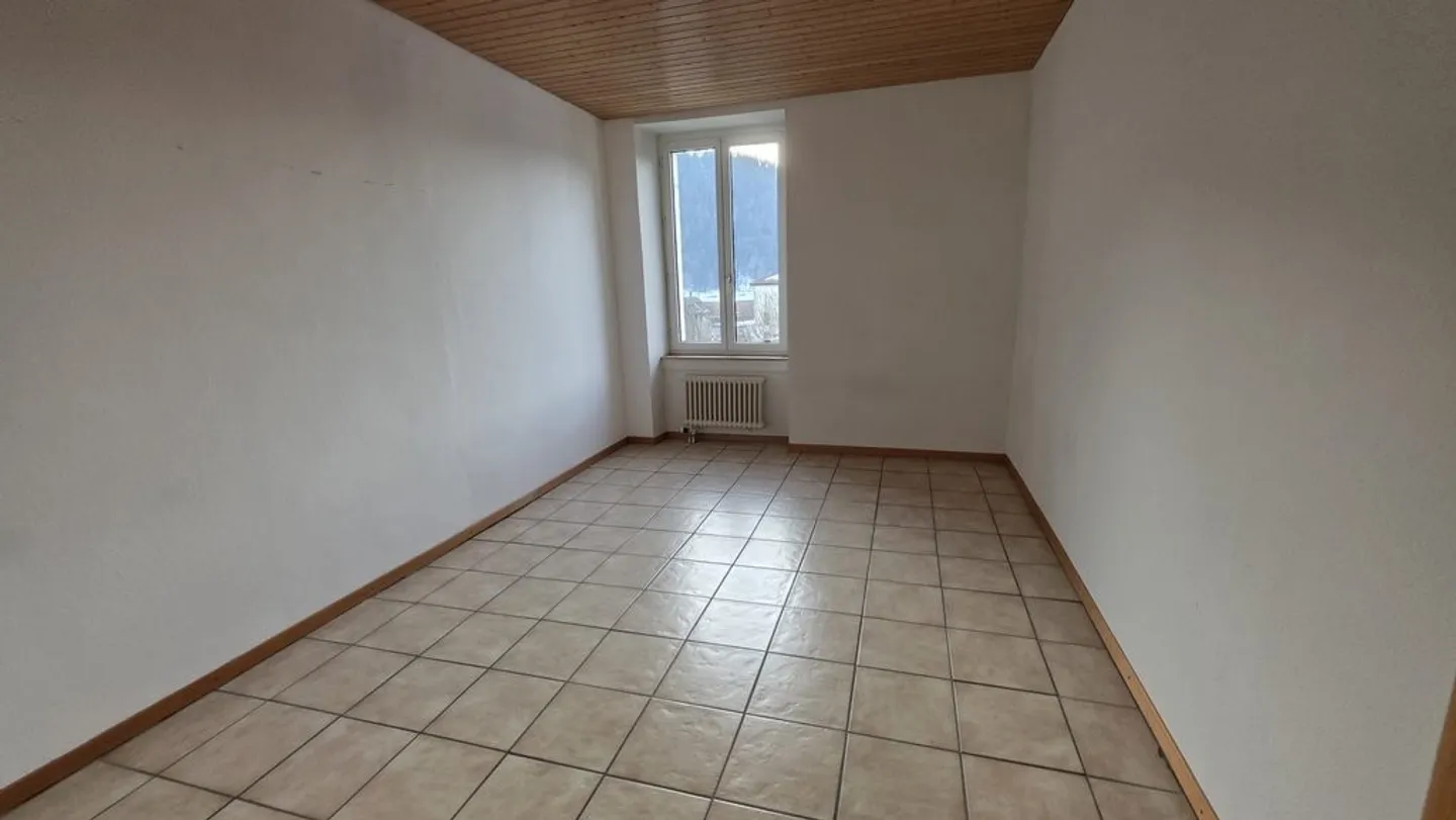SCHÖNE WOHNUNG ZU VERMIETEN MIT BALKON - Foto 5 von 11