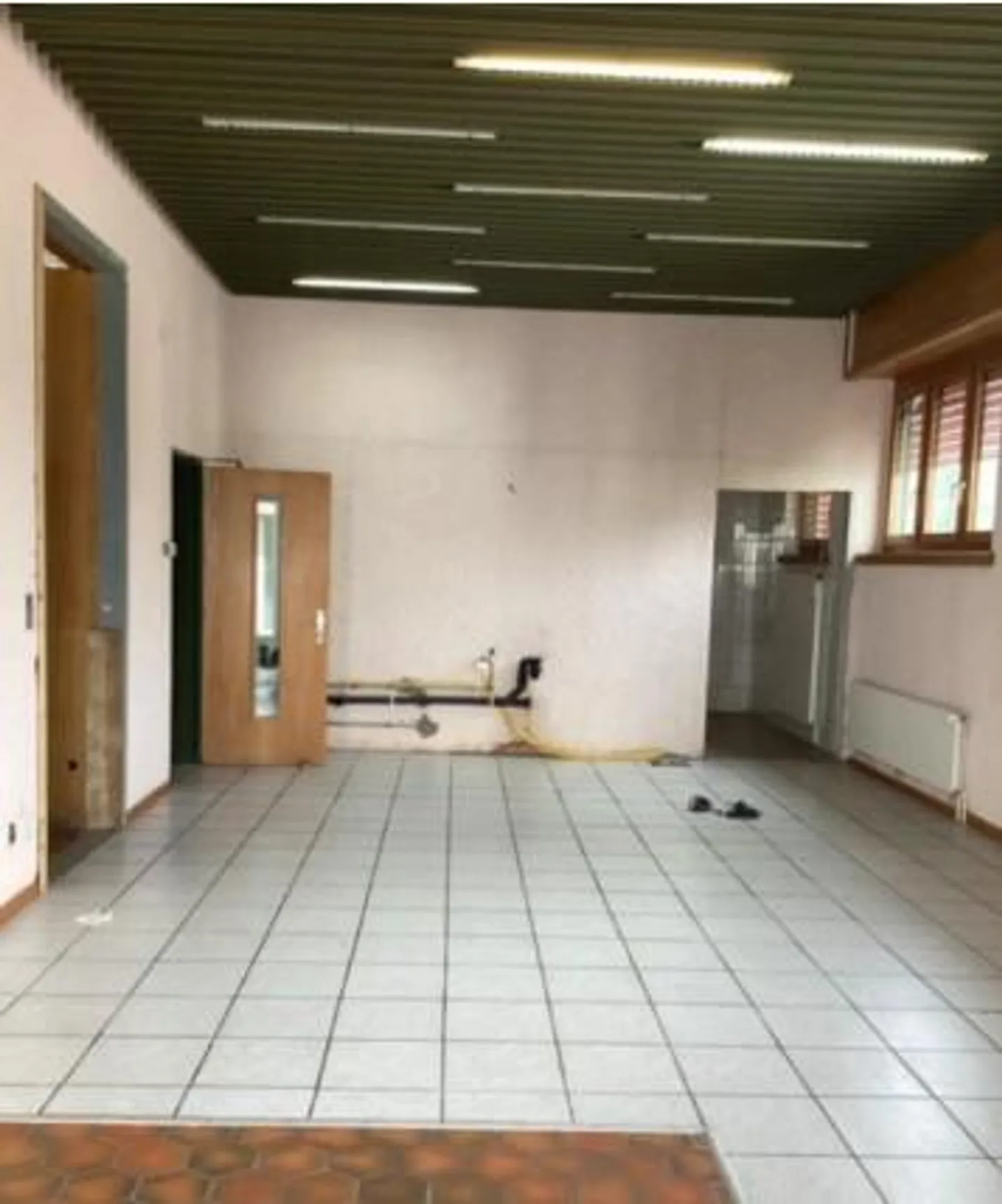 Spazio commerciale ex. Pizzeria in affitto - Foto 3 di 5