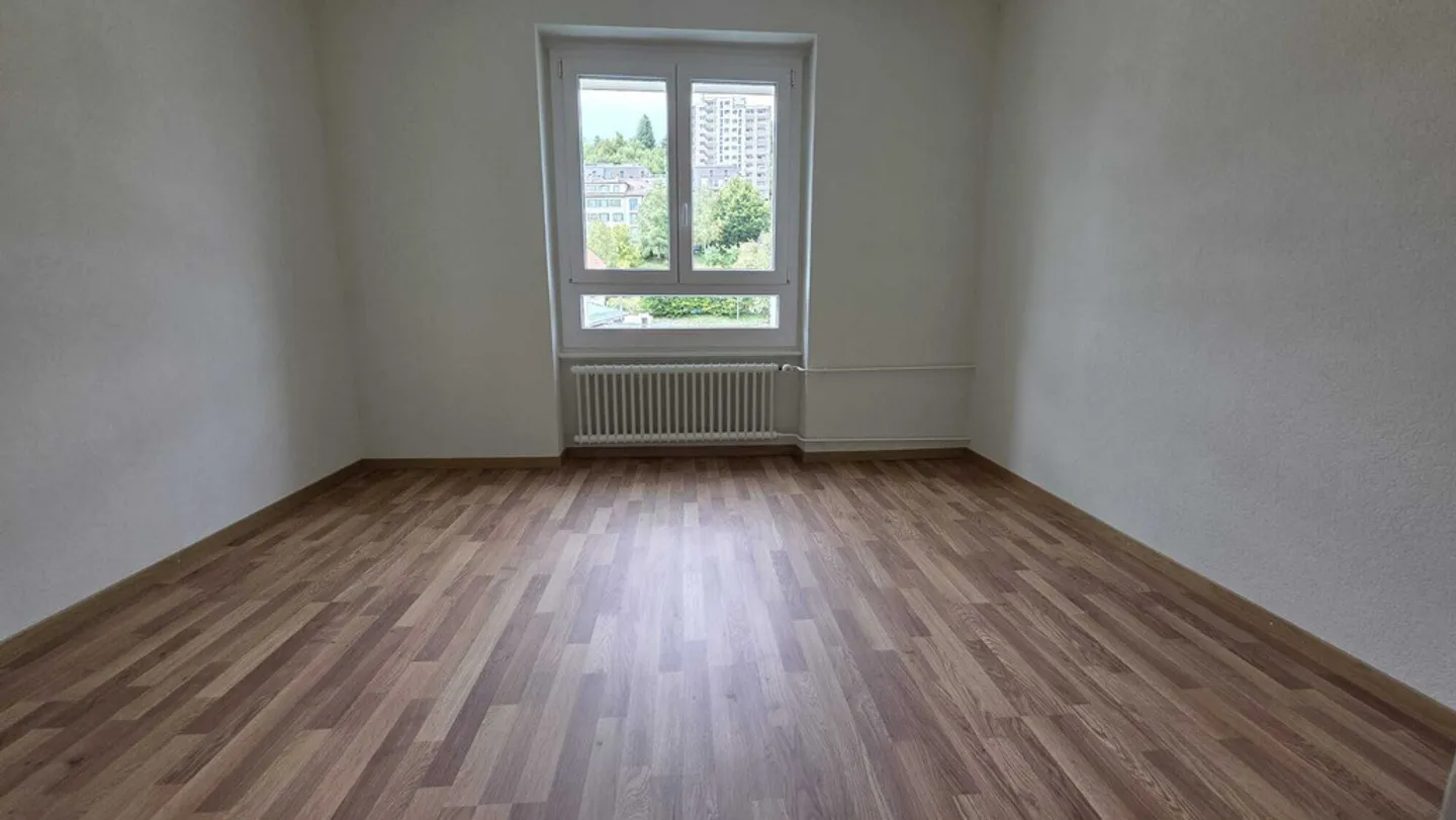 Appartamento ristrutturato con 3 stanze - Foto 3 di 7