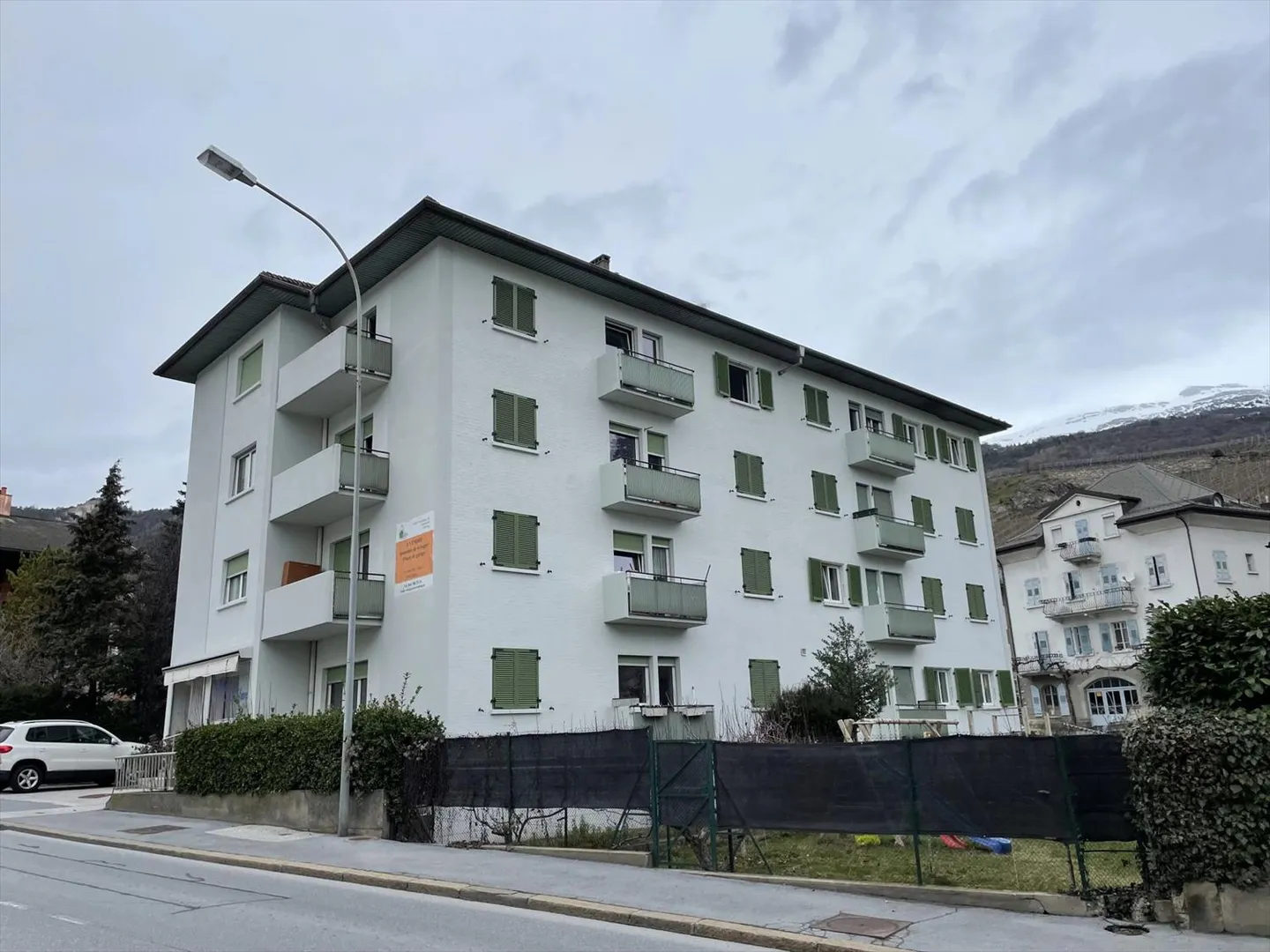 Portfolio of 3 Residential Buildings in Sierre (VS) - Photo 3 of 3