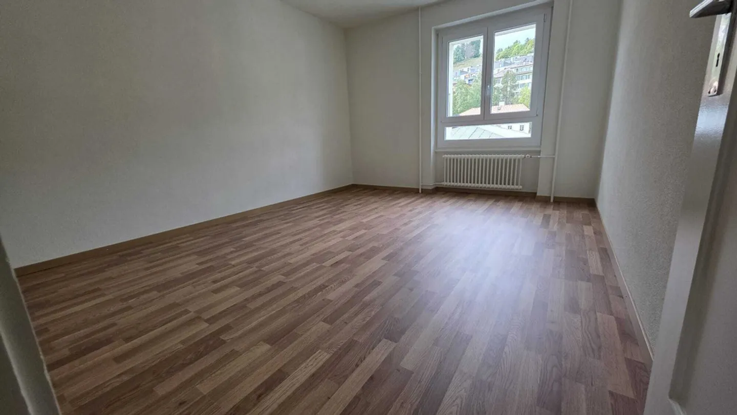Appartamento ristrutturato con 3 stanze - Foto 4 di 7