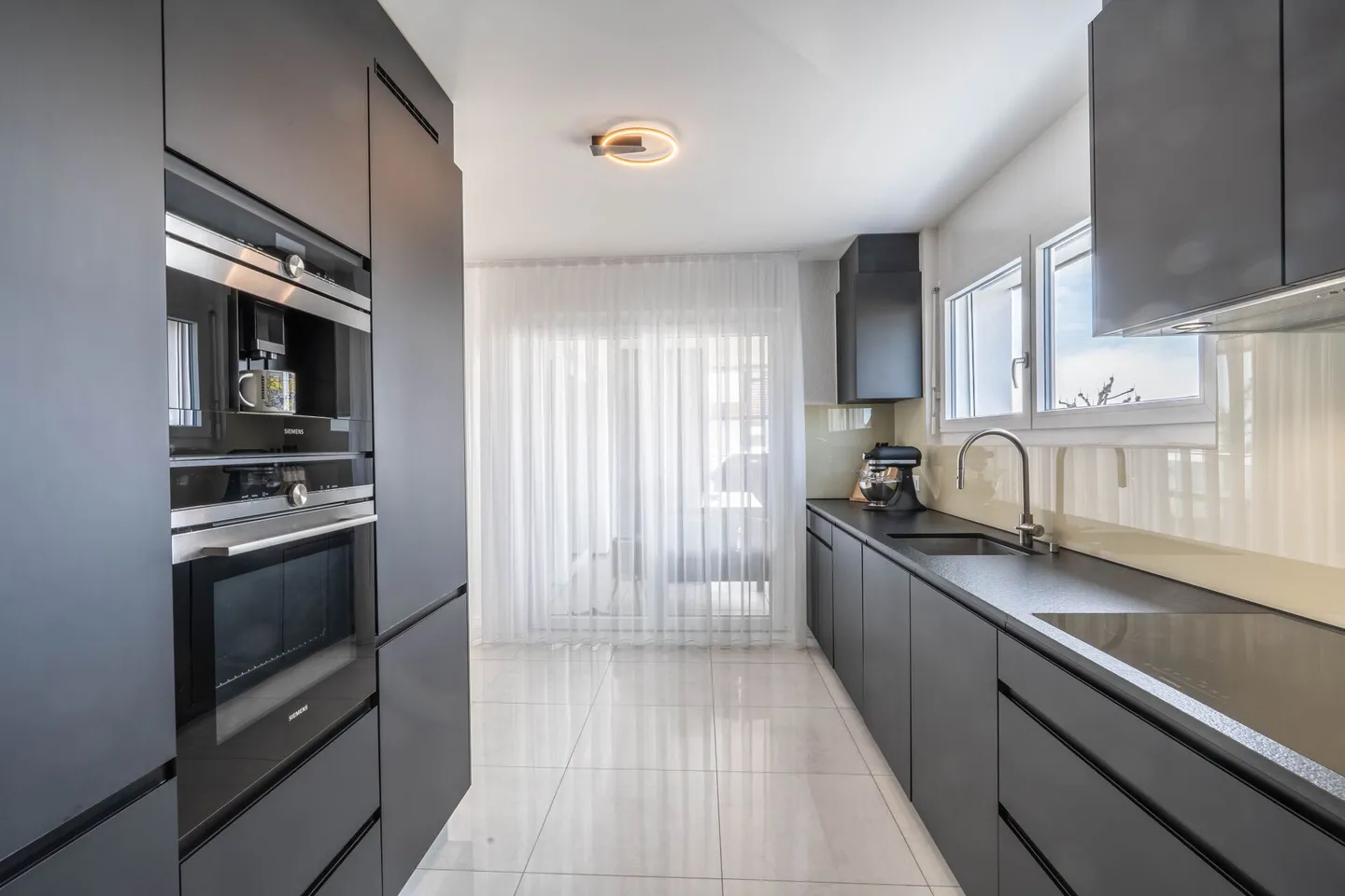 5,5-Zimmer-Wohnung - 122 m² Wohnfläche - Foto 2 von 10