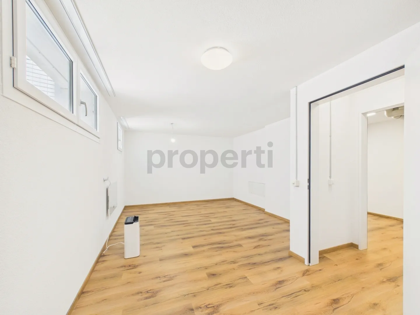 Modern 4.5-room apartment with lift and cellar, Eglisau - Photo 11 of 13