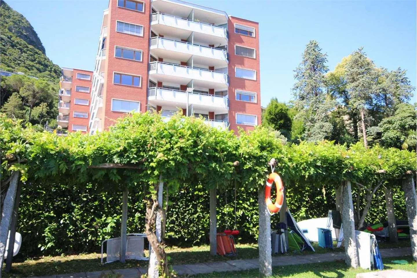 Elegante appartamento di 3,5 stanze con vista lago e terrazze - Foto 12 di 13