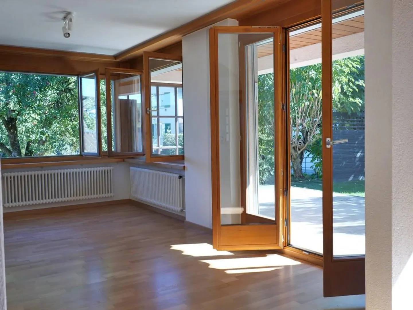 Charmantes Einfamilienhaus mit Garten - Foto 7 von 8
