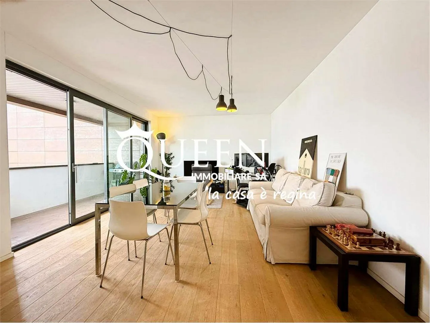 Lugano: 2,5-Zimmer-Wohnung, 75 m², hell, Terrasse, offene Aussicht - Foto 2 von 13