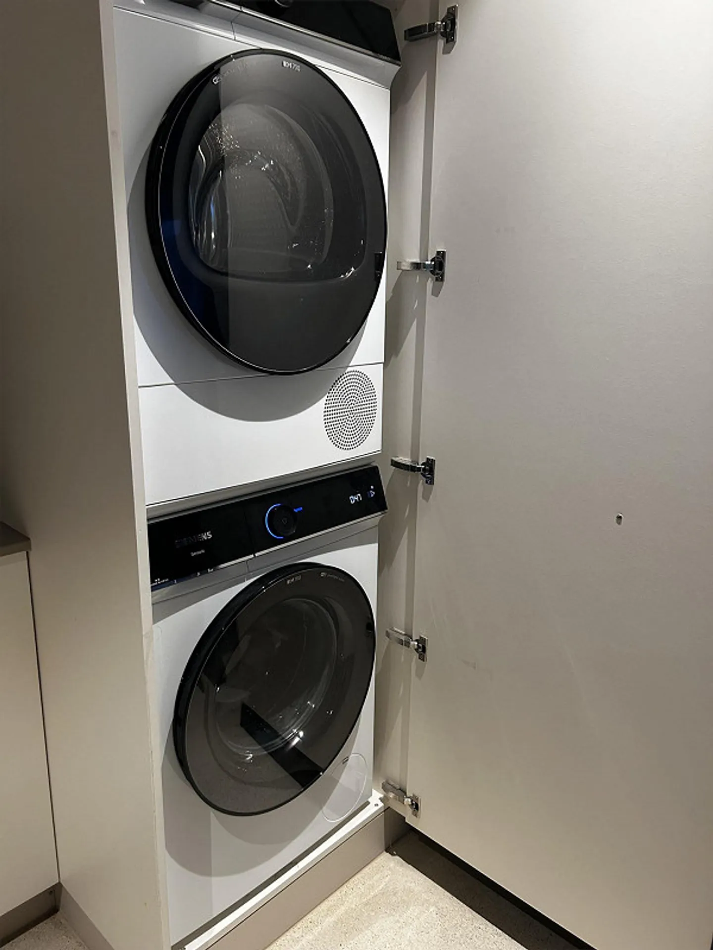 Cercasi nuovo inquilino per appartamento di 2,5 stanze a Dübendorf - Foto 5 di 6