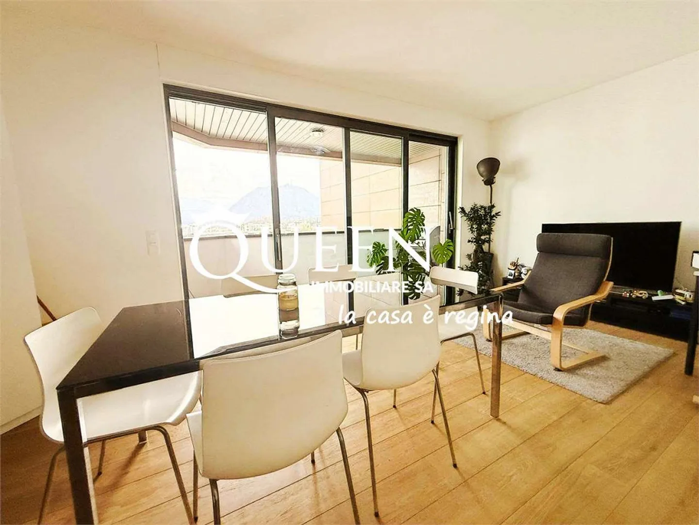 Lugano: 2,5-Zimmer-Wohnung, 75 m², hell, Terrasse, offene Aussicht - Foto 5 von 13