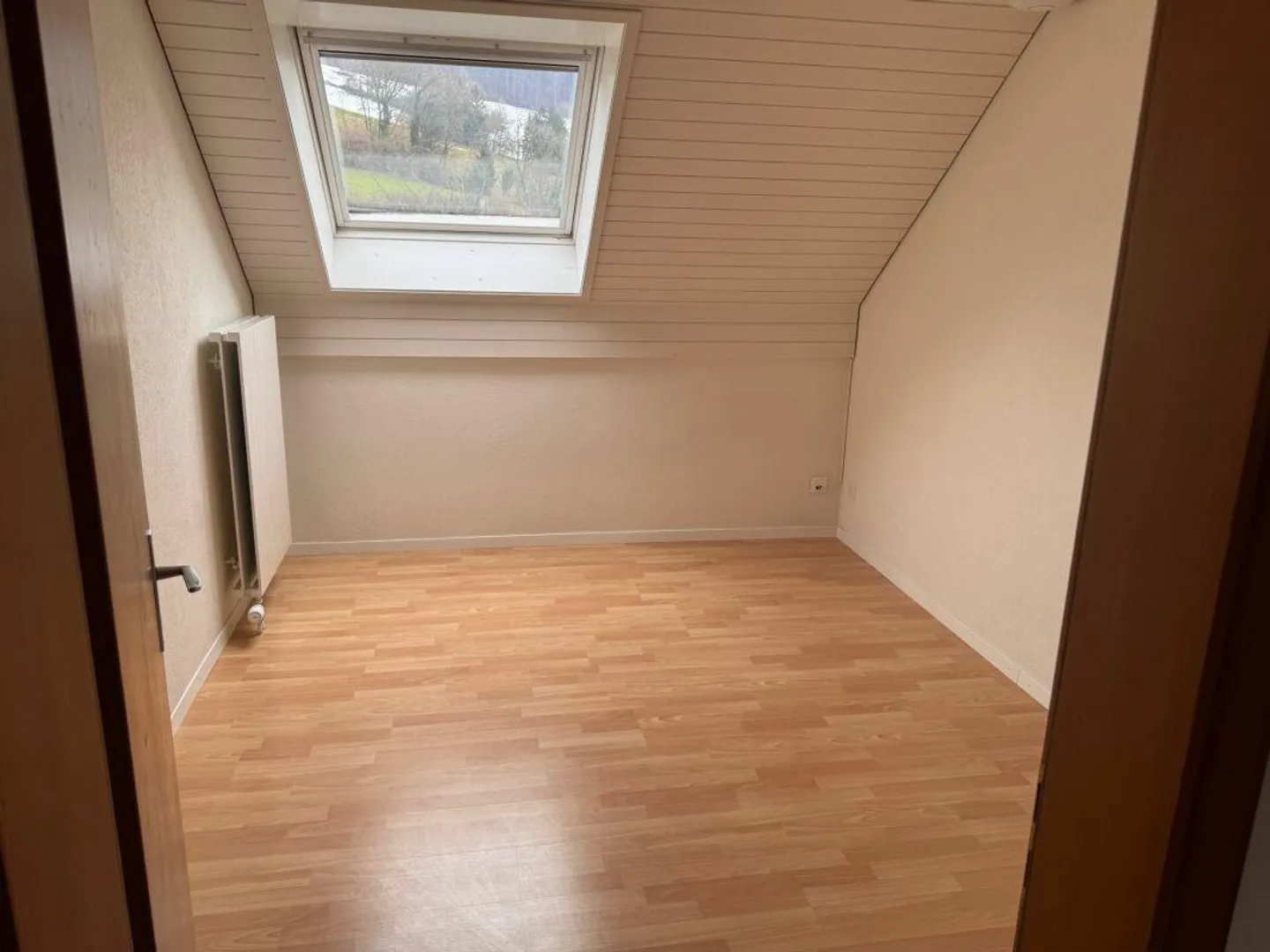 Maison de 5,5 pièces avec jardin facile d'entretien et vue dégagée - Photo 9 sur 18