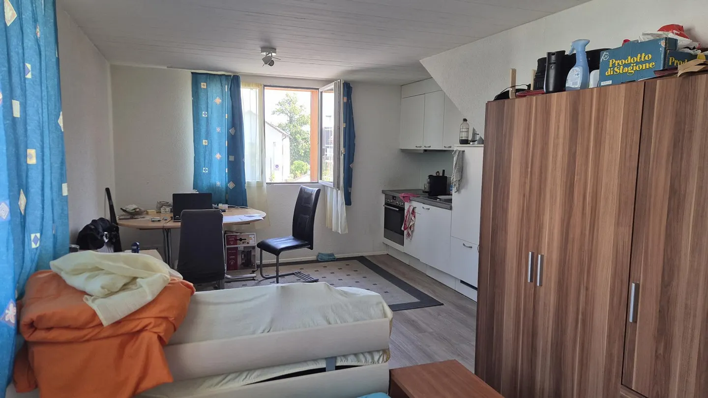 1.0 room apartment available from 01.12.2026 near hospital and Denner - Photo 3 of 5