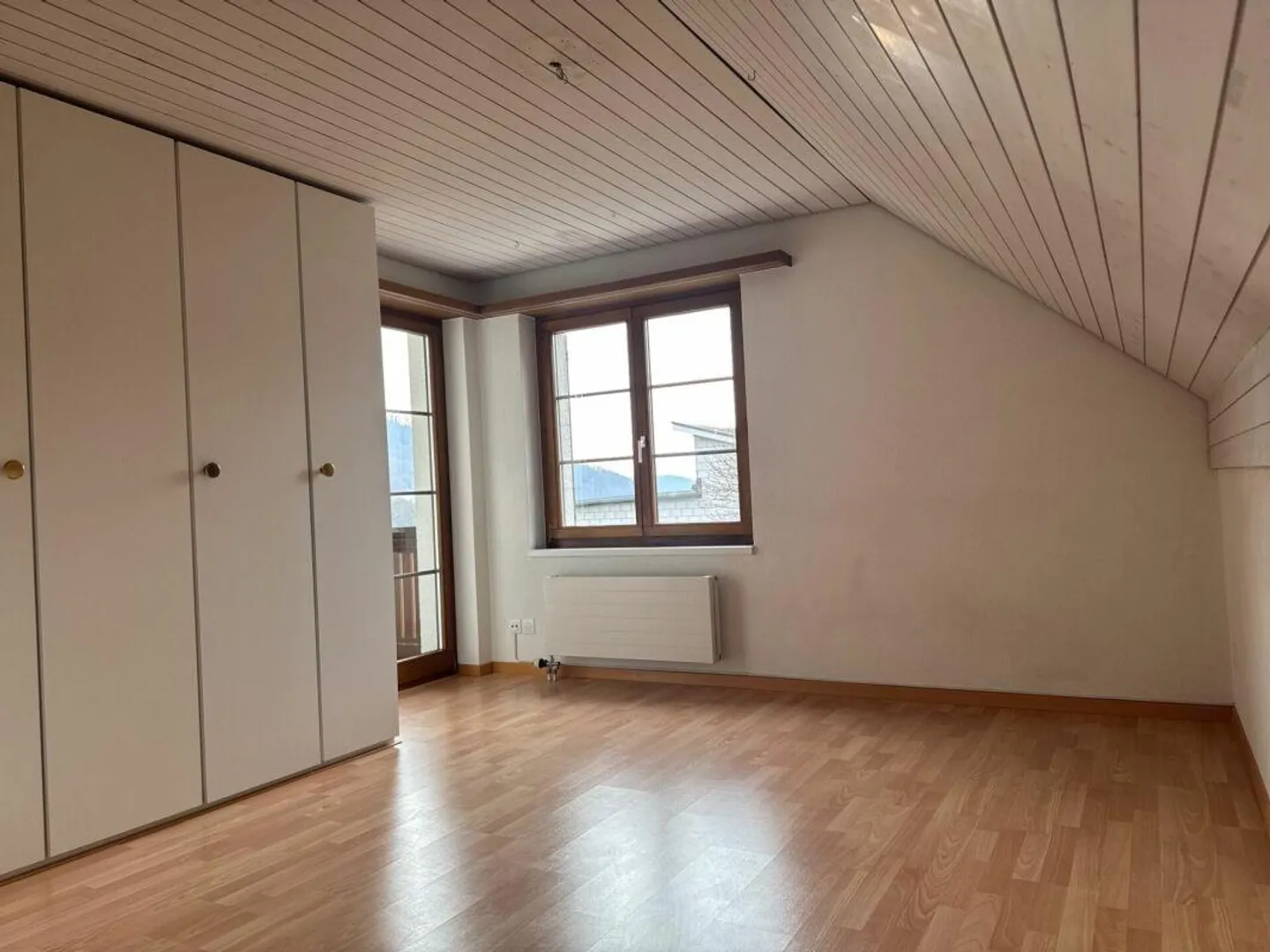 Maison de 5,5 pièces avec jardin facile d'entretien et vue dégagée - Photo 8 sur 18