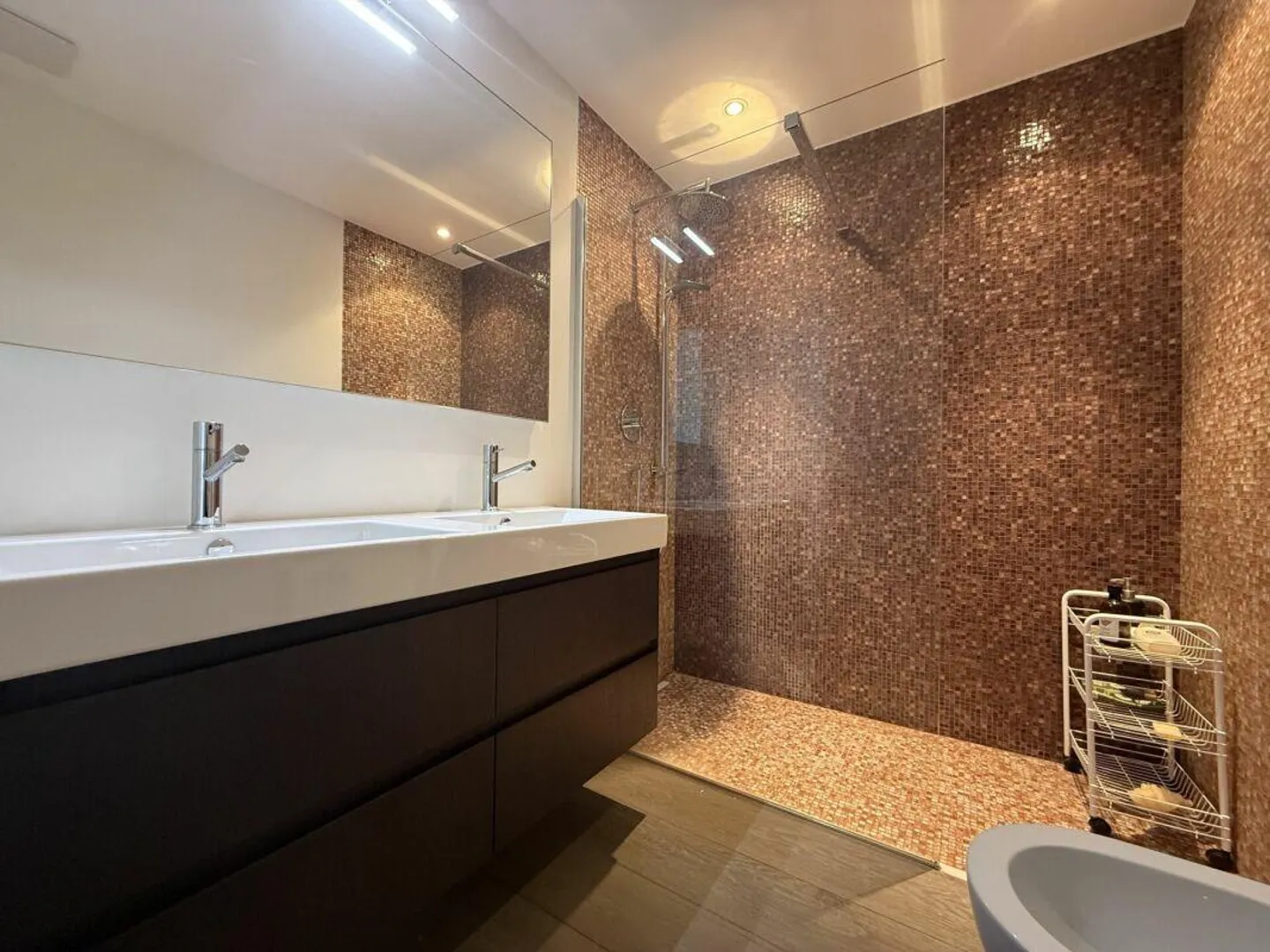 Appartement Exclusif avec Vue Imprenable - Photo 6 sur 6