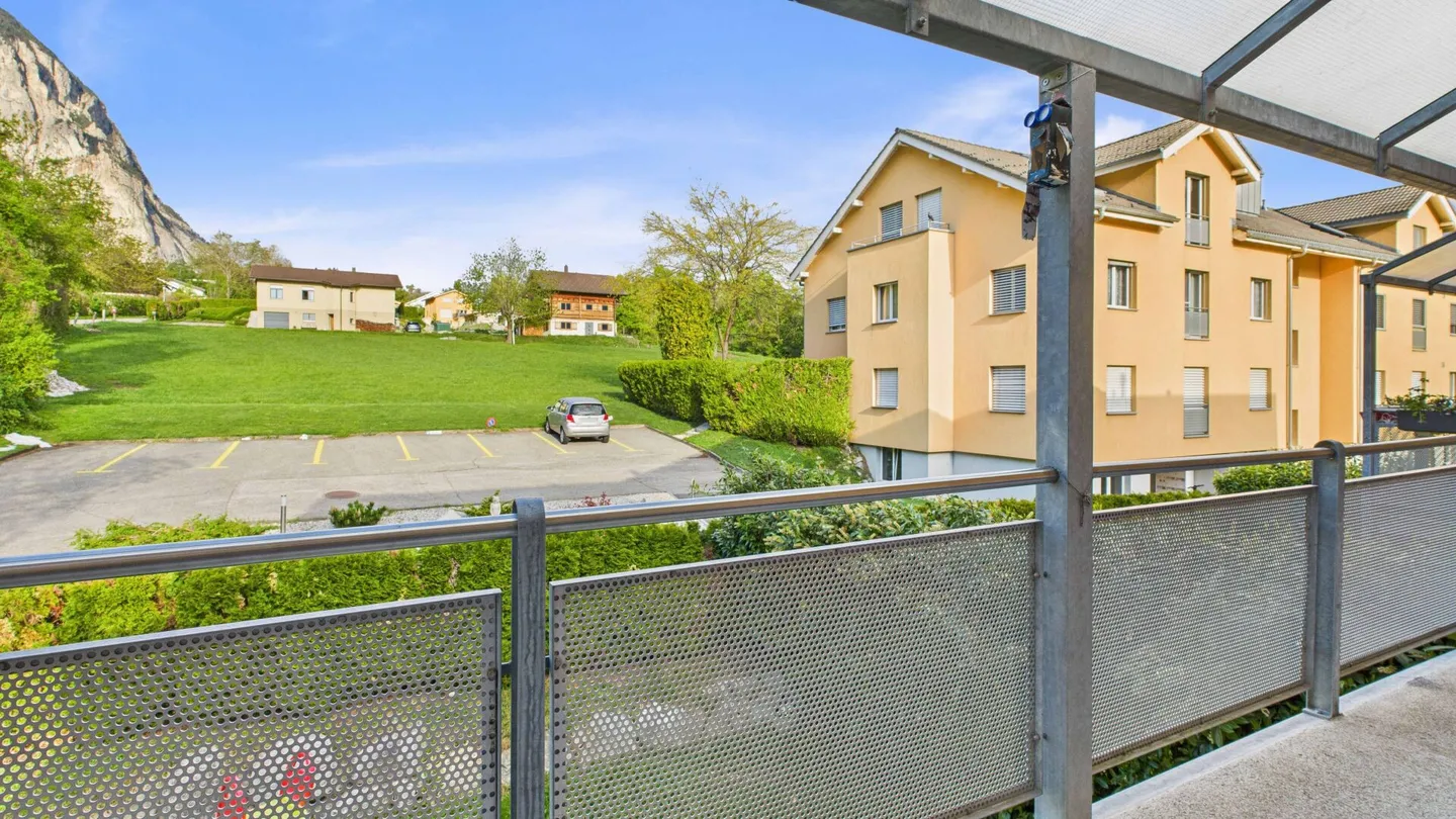 Appartement familial de 5,5 pièces avec place de parking à Susten (Feithieren) - Photo 1 sur 9