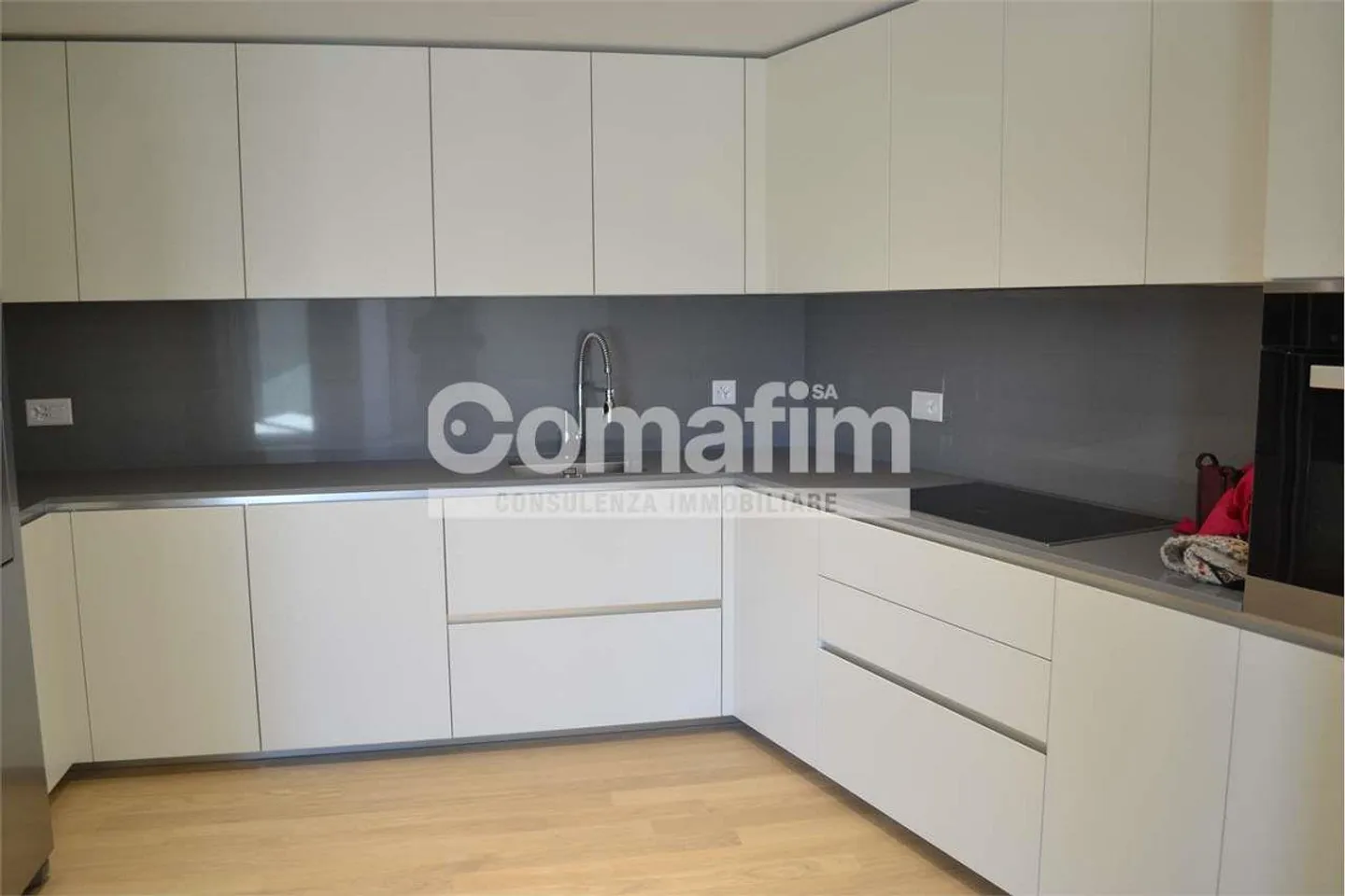 Prestigious 3.5-room apartment with garden - Photo 3 of 9