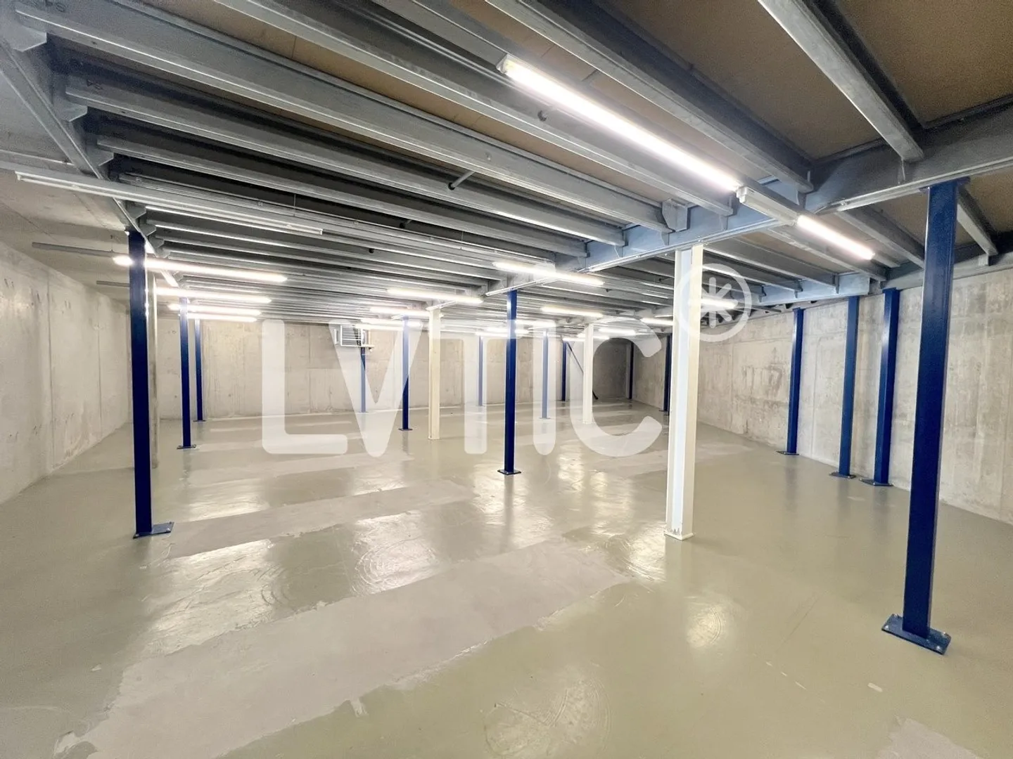 Locali, showroom, magazzini di 1165 m2 in affitto a Yverdon - Foto 6 di 8