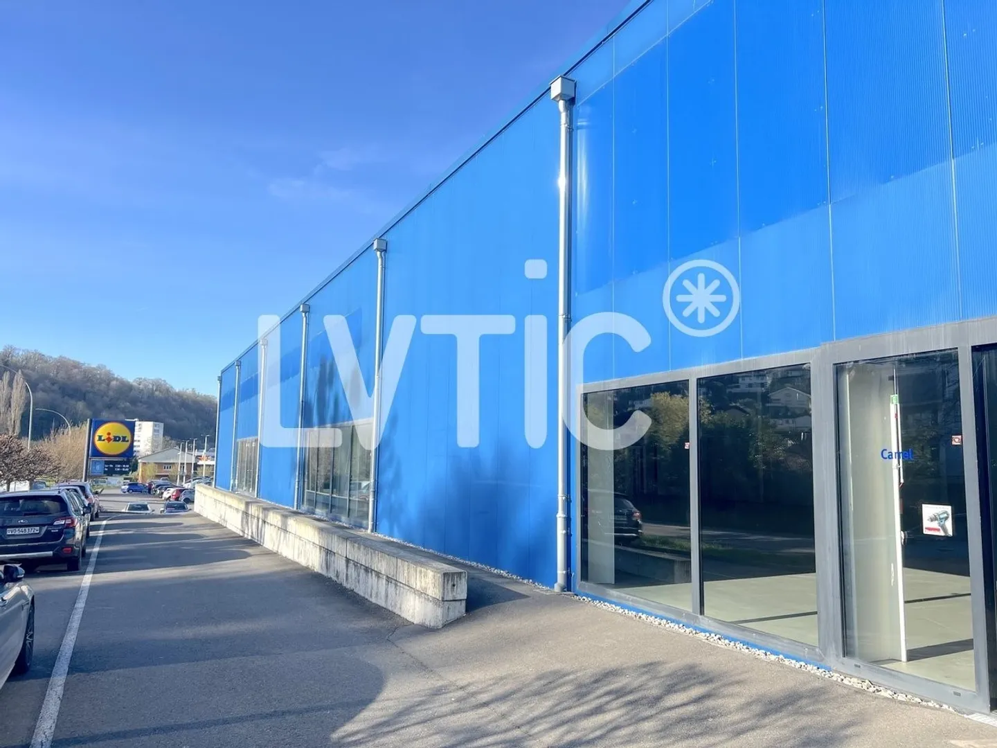 Locali, showroom, magazzini di 1165 m2 in affitto a Yverdon - Foto 2 di 8