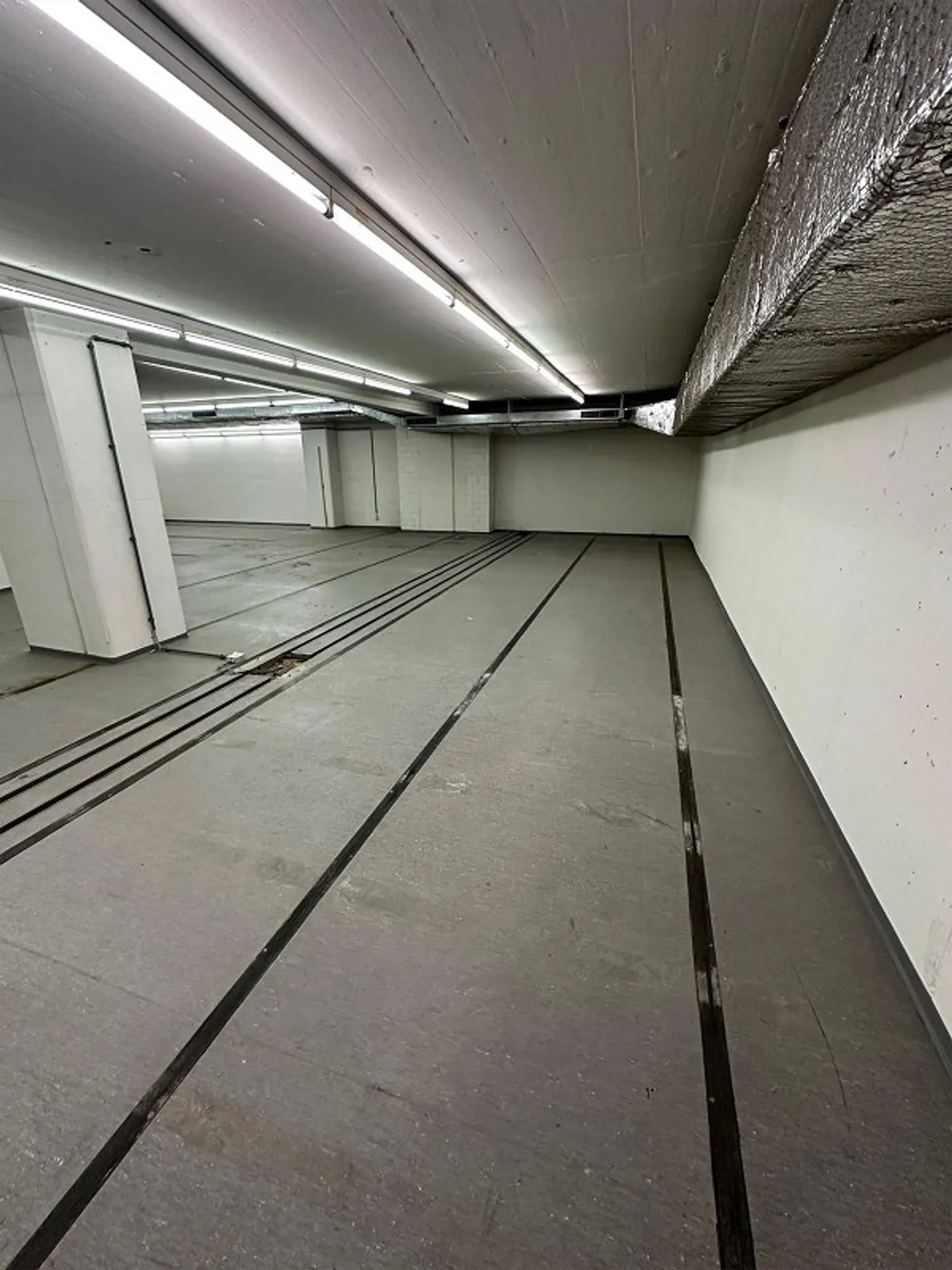 Spazio di stoccaggio in affitto nel 2° seminterrato vicino a Schaffhauserplatz - Foto 3 di 7