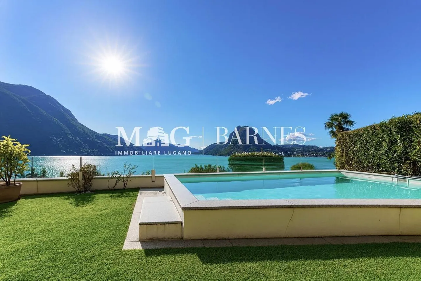 Lugano, Castagnola: Lake view apartment with pool and garden - Photo 6 of 16