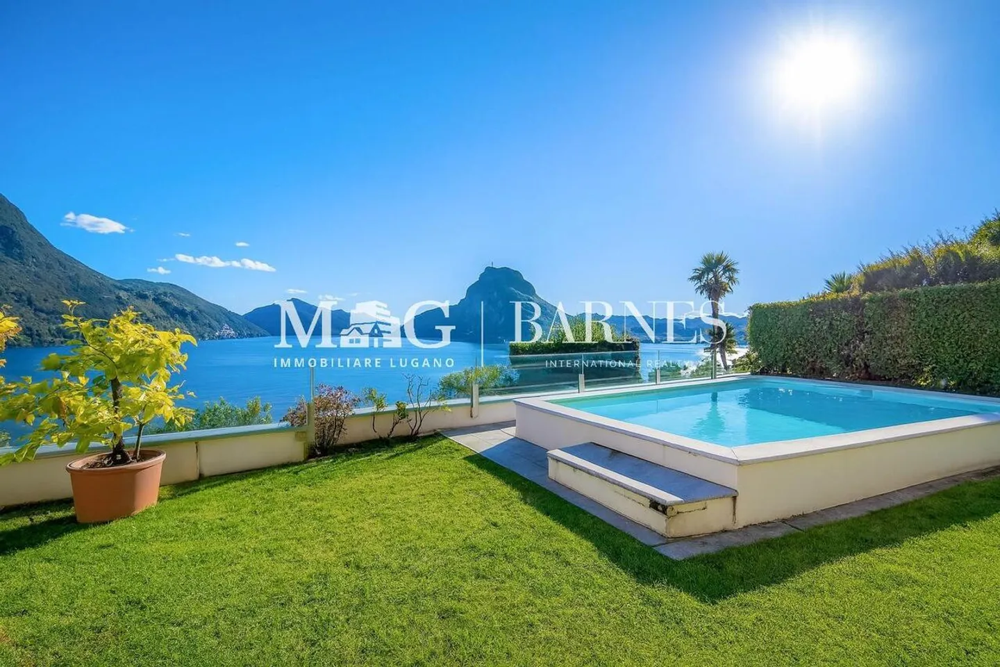 Lugano, Castagnola: Lake view apartment with pool and garden - Photo 5 of 16