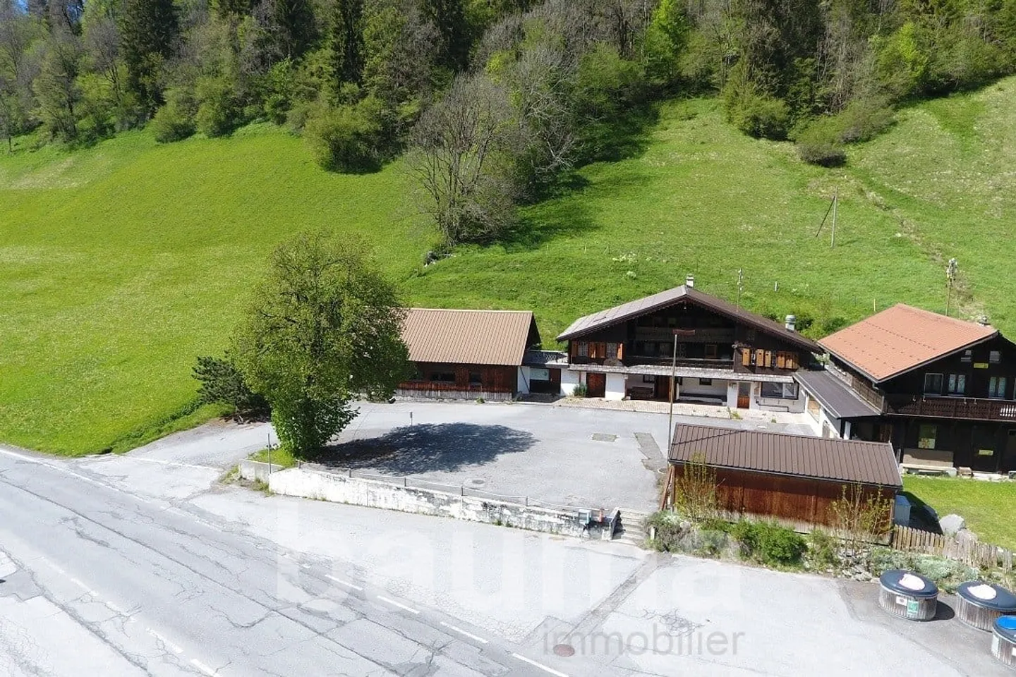 Gasthof Rosex mit Wohnraum und Bankettsaal - Foto 2 von 13