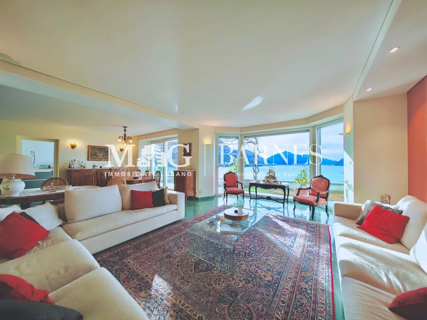 Lugano, Castagnola: Lake view apartment with pool and garden - Photo 3 of 16