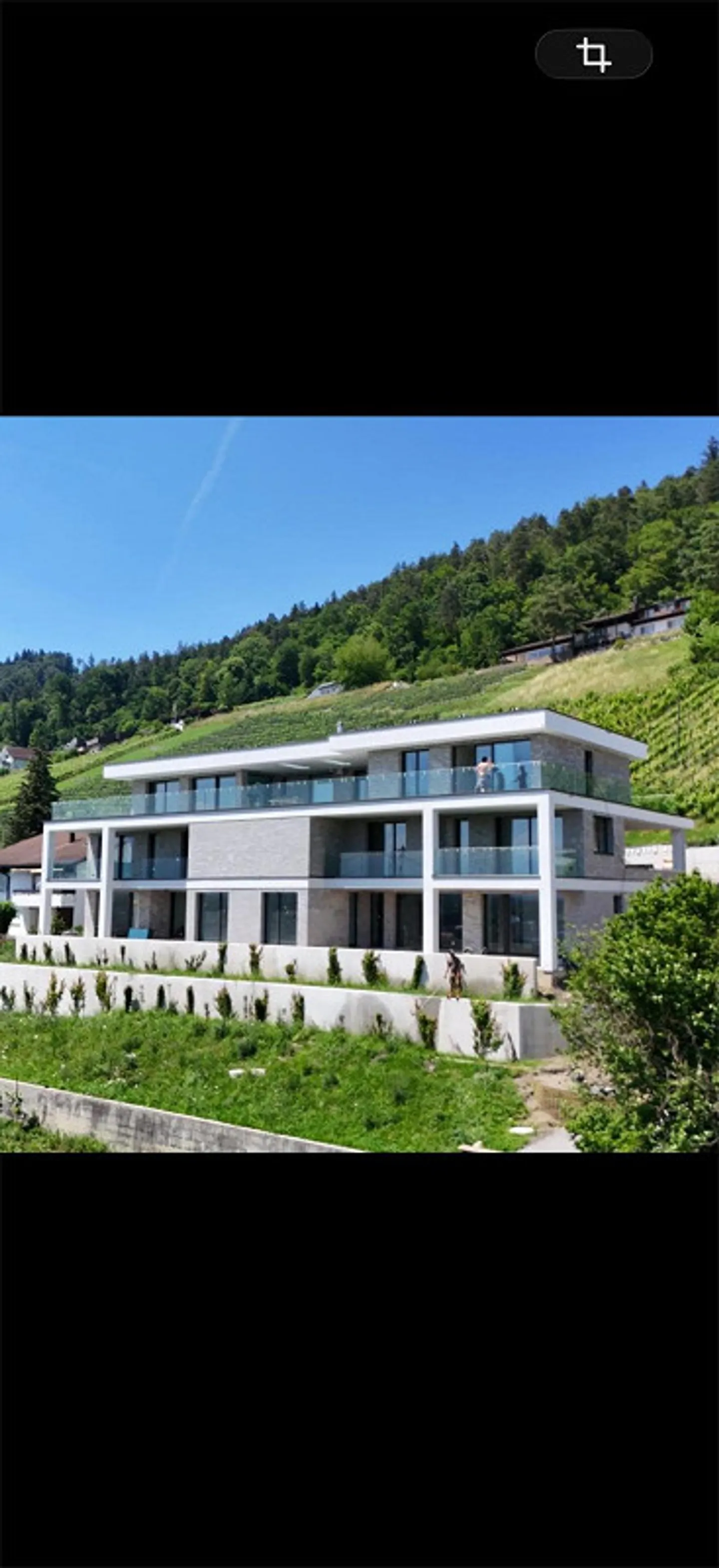 Exclusive dream apartment in the vineyards with unobstructed panoramic views - Photo 1 of 15