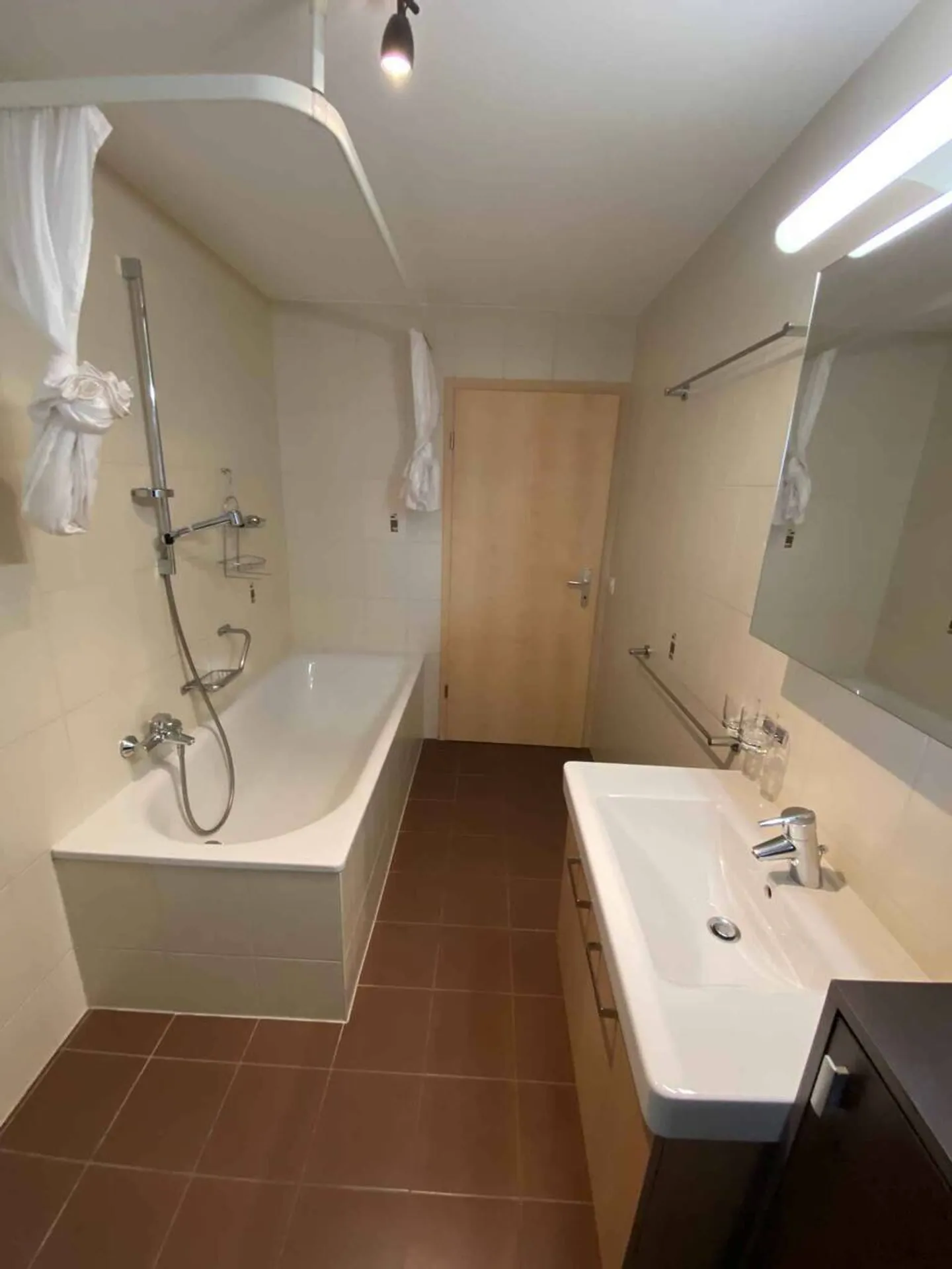 Appartement lumineux de 4 pièces - Photo 7 sur 9