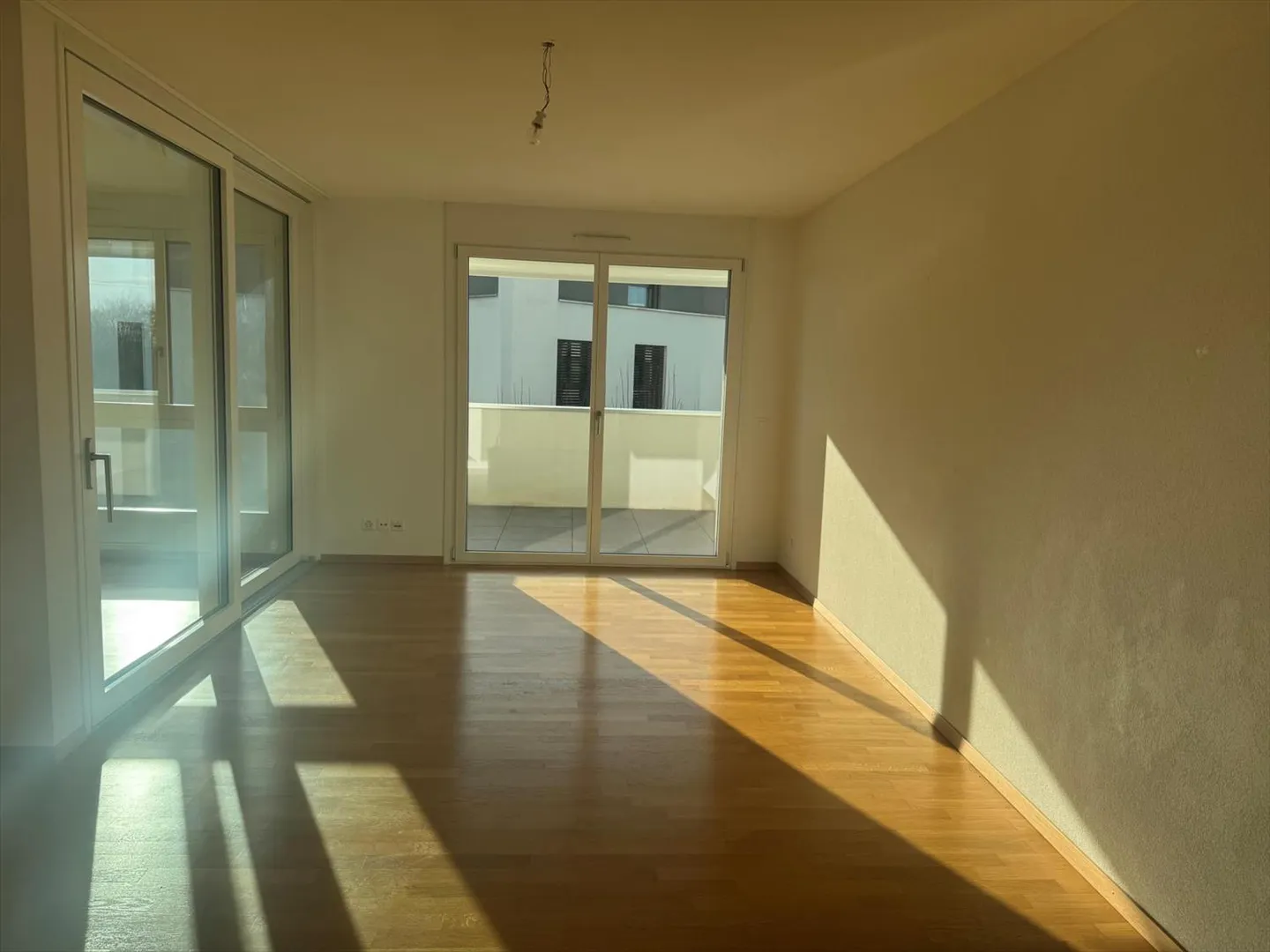 Appartamento 2.5 locali - Foto 4 di 13