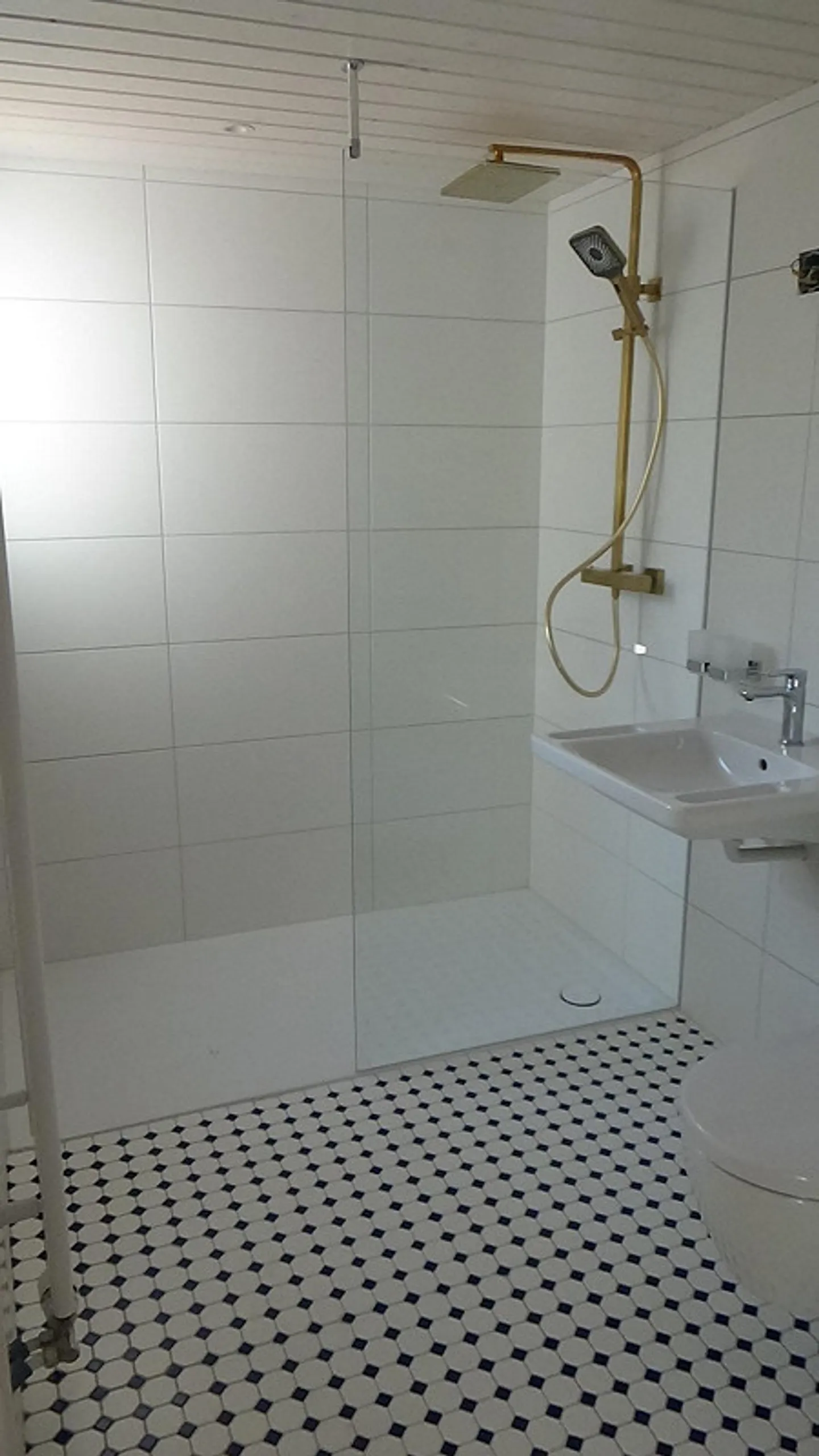 appartement de 4 pièces récemment rénové - Photo 9 sur 10