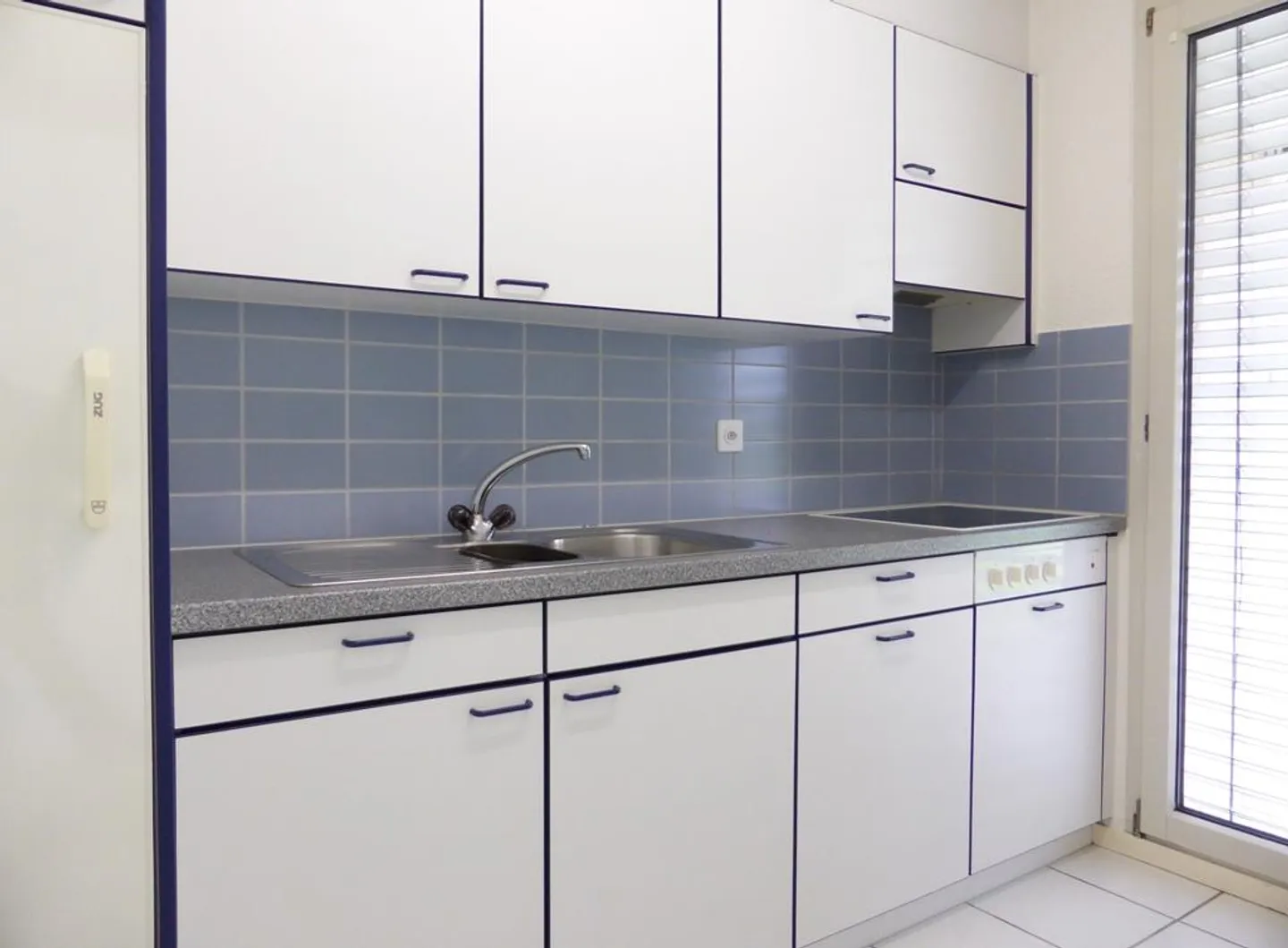 Appartement moderne de 3,5 pièces au rez-de-chaussée - Photo 3 sur 8