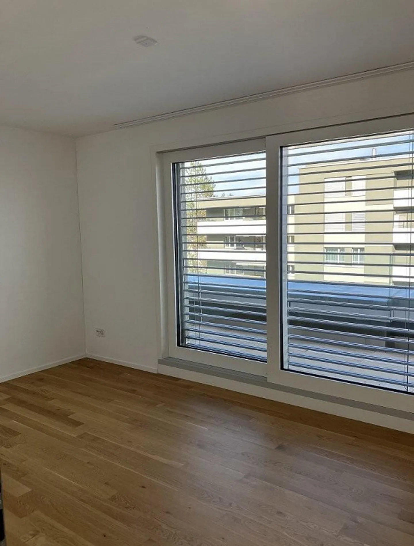 Appartement spacieux près du lac de Zurich - Photo 6 sur 8