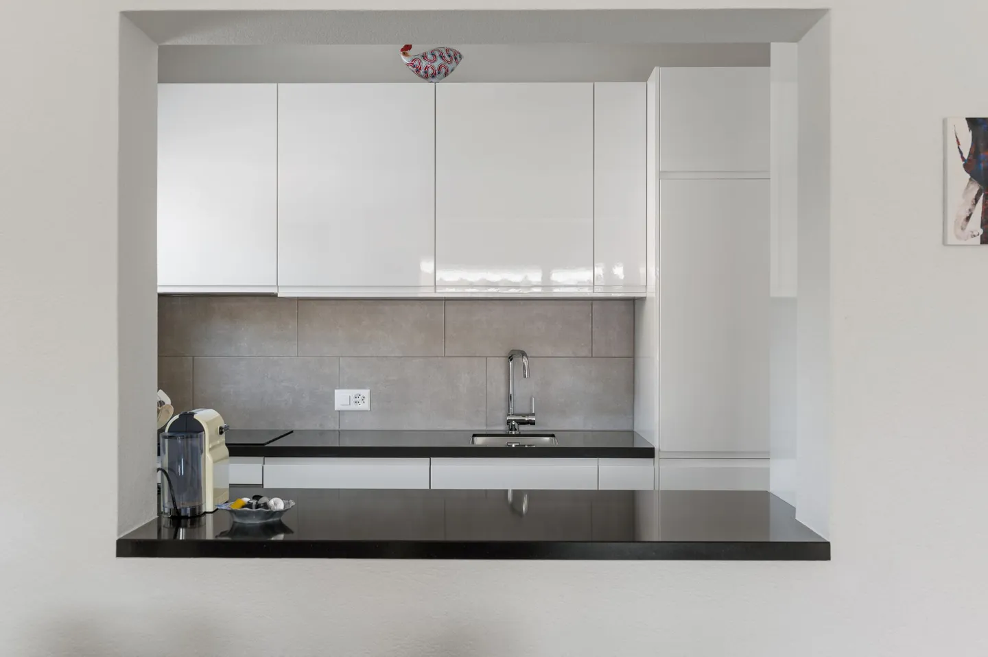 In the heart of Ascona, elegant and furnished 3.5 rooms with pool - Photo 9 of 15