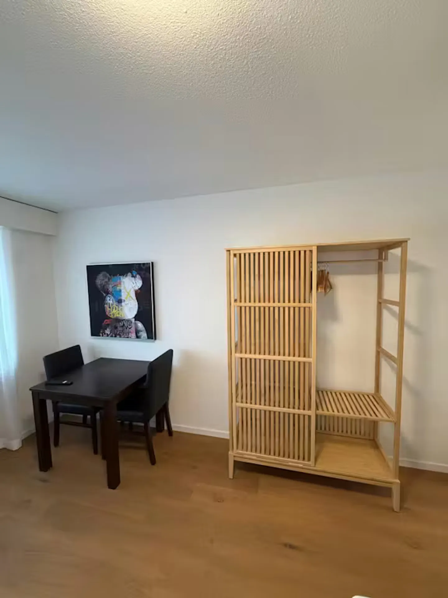 Charming Chalet in Zürich - Photo 4 of 7