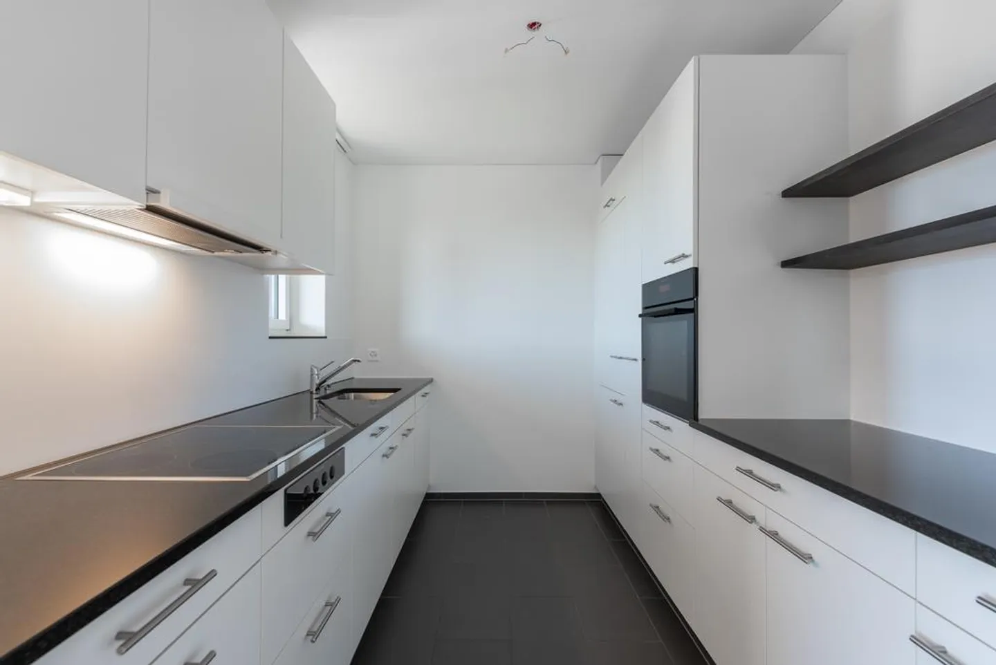 Appartamento accogliente di 3,5 stanze a Berna Brünnen - Foto 2 di 7