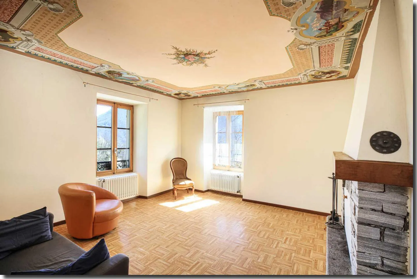 Historisches Haus mit Gewerbefläche - Foto 5 von 28