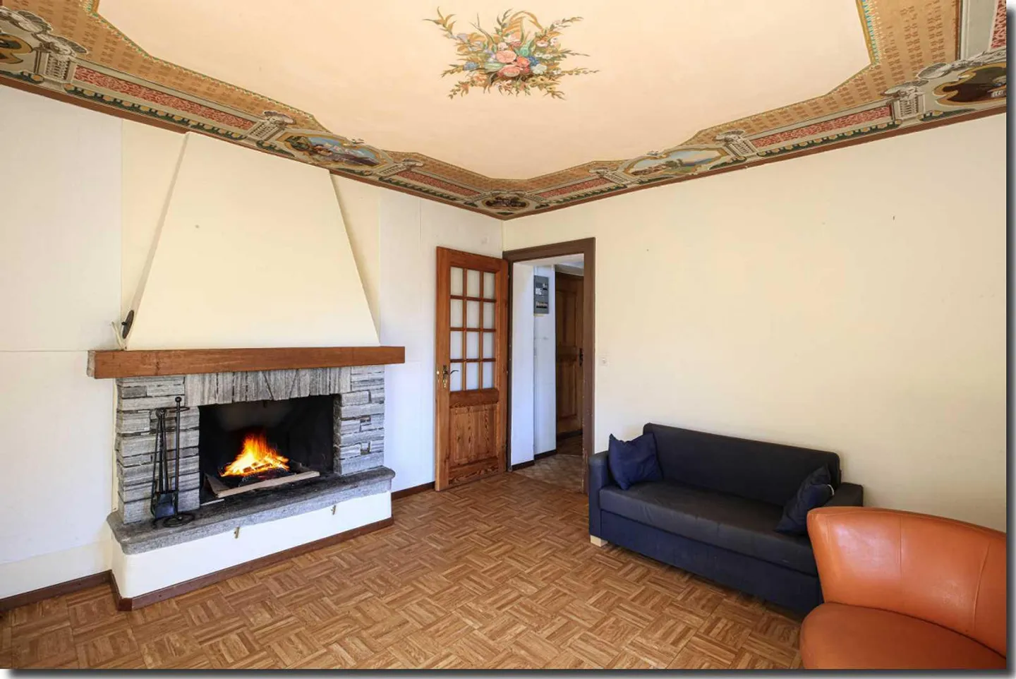 Historisches Haus mit Gewerbefläche - Foto 6 von 28