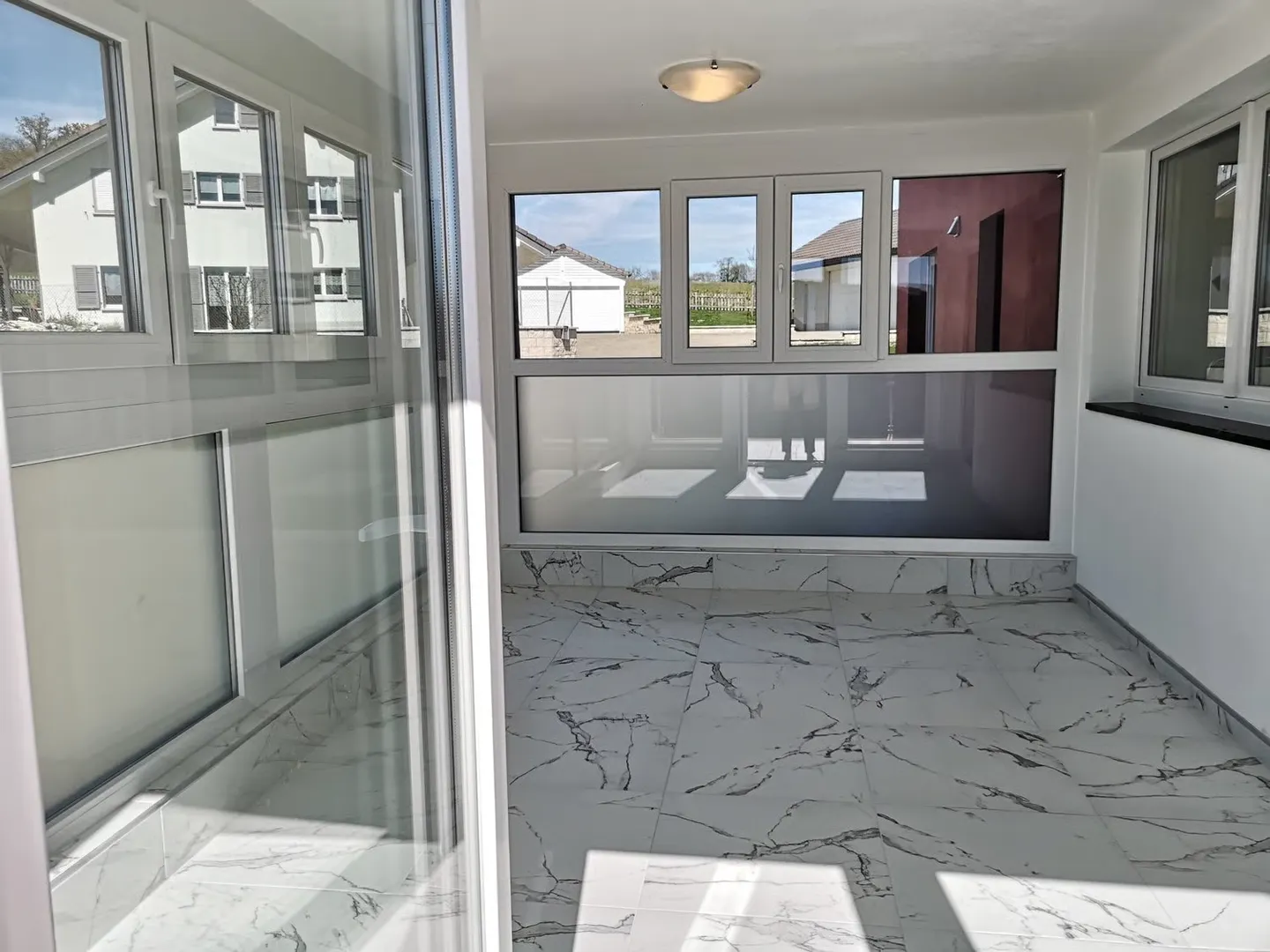 Appartement moderne 4,5 pièces avec terrasse - Photo 18 sur 24