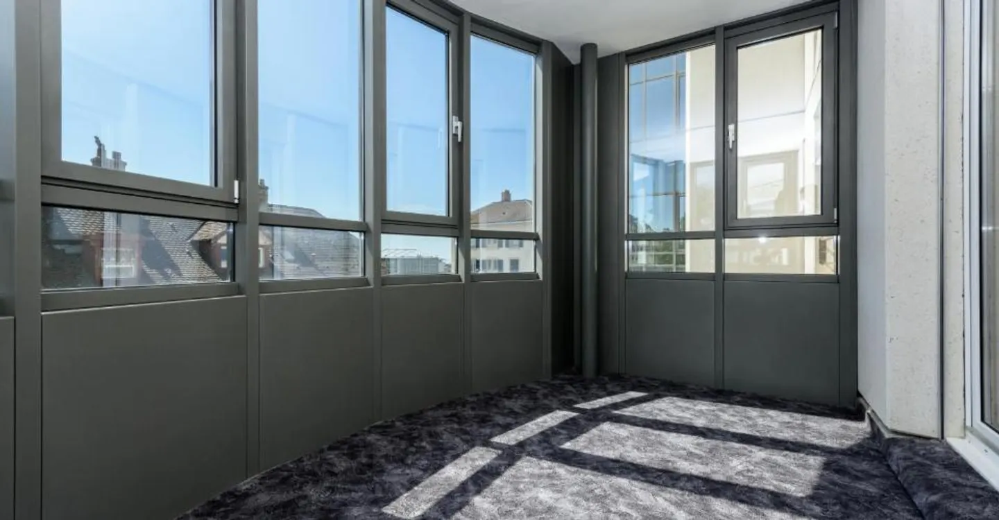 Nur einen Steinwurf vom Bahnhof entfernt - Foto 8 von 8