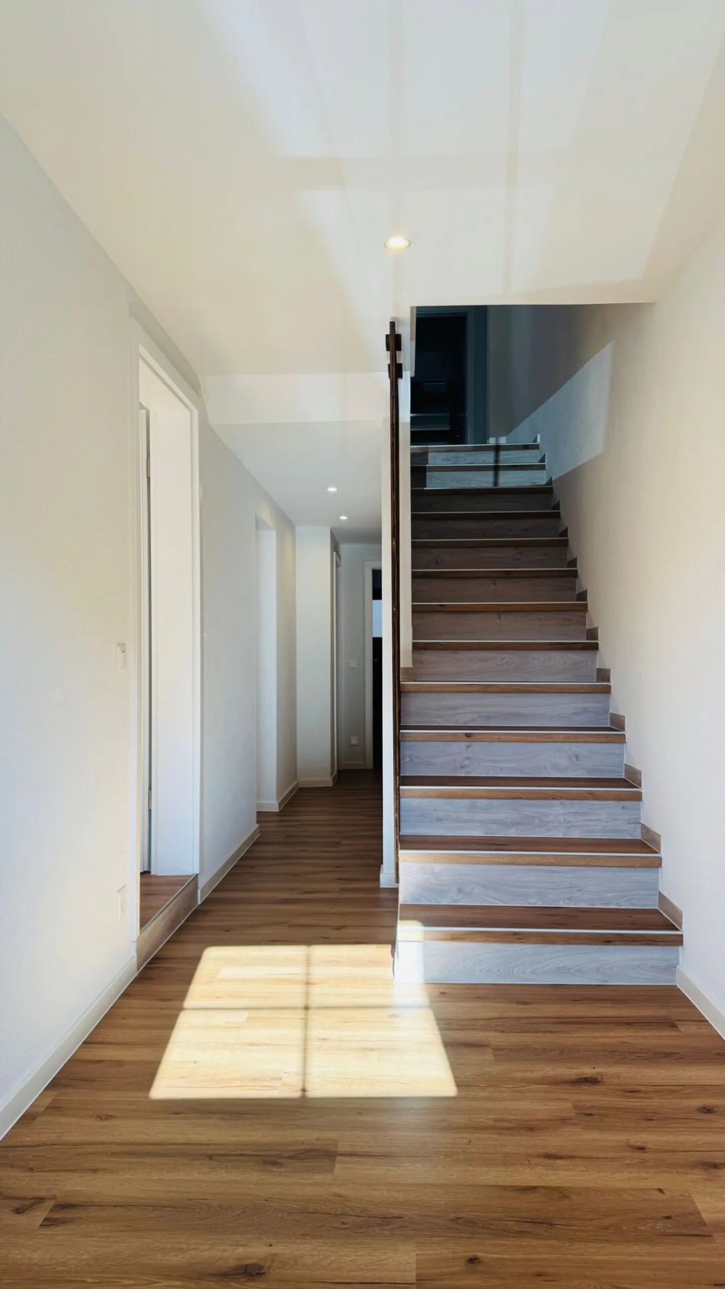 Renoviertes 5.5-Zimmer-Reihenhaus - Foto 4 von 15