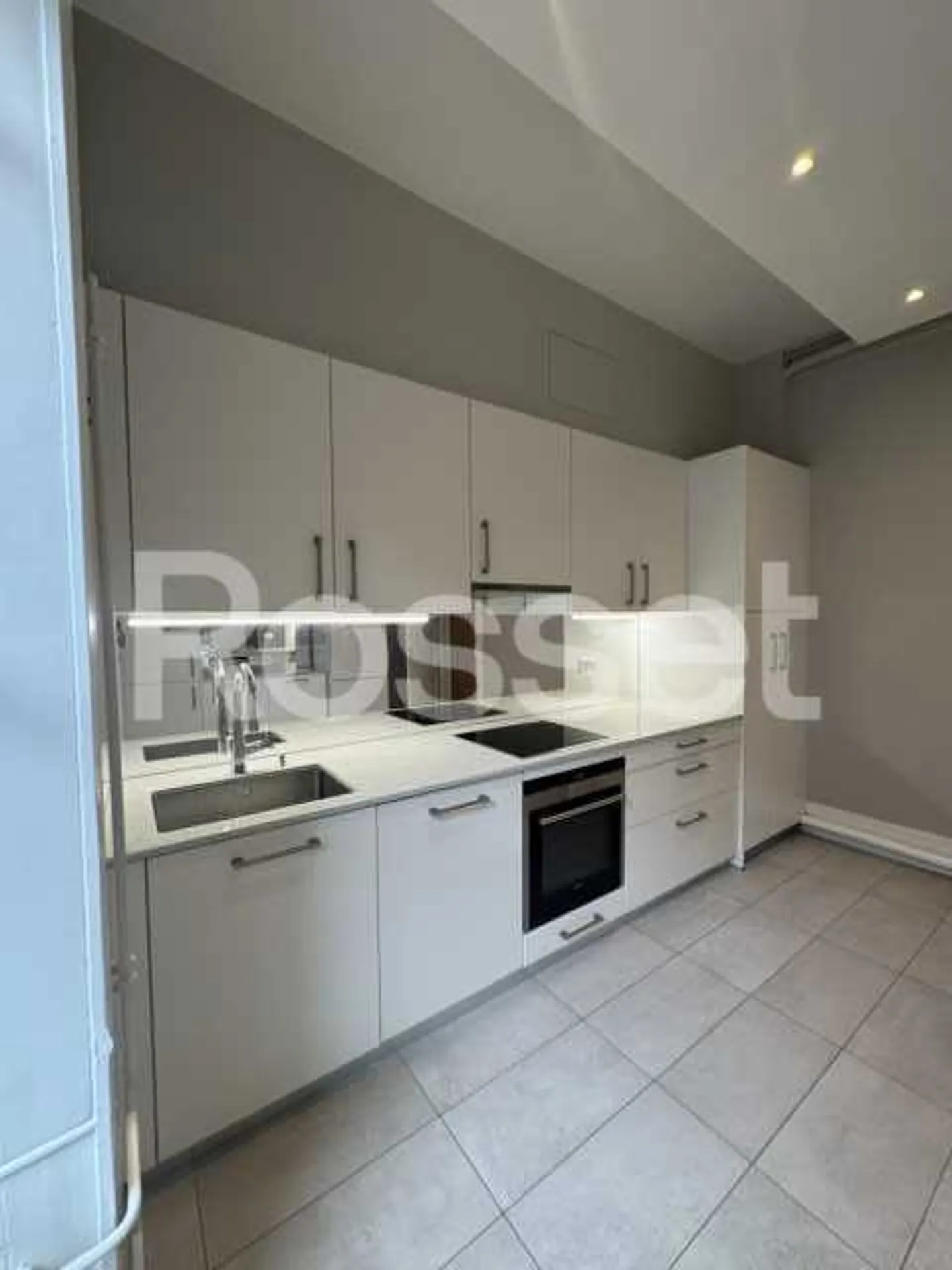 6-room apartment on the 2nd floor - High standard - Photo 4 of 14