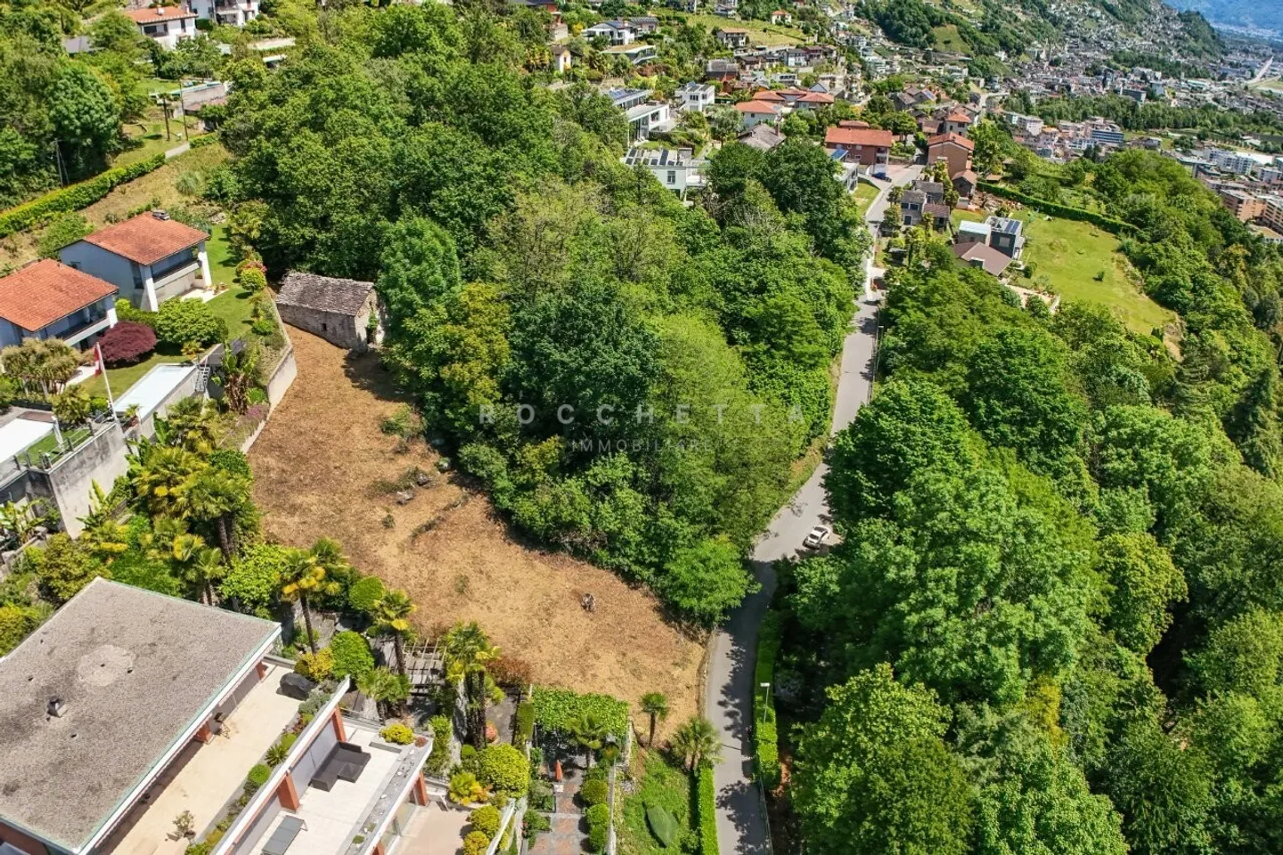 Terreno edificabile esclusivo con vista lago - Foto 5 di 9