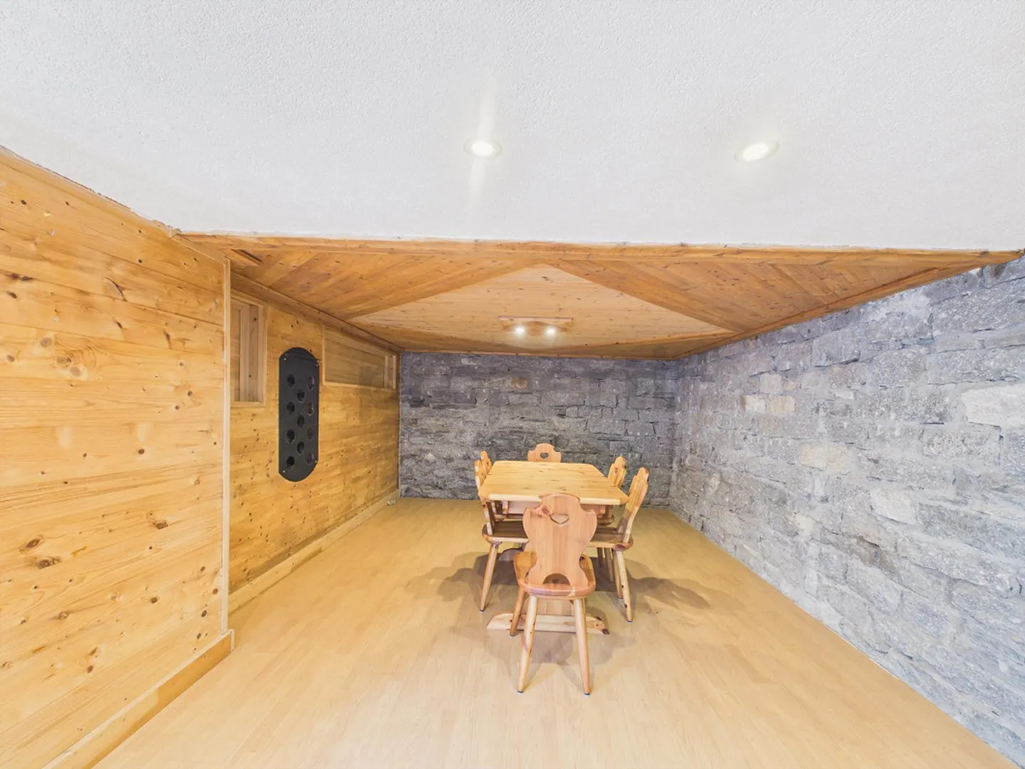 Elegant detached house with 4.5 rooms and mountain views in Po... - Photo 5 of 13