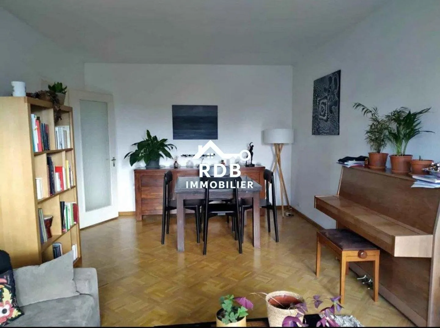 Appartement lumineux de 5 pièces à Genève - Photo 2 sur 5