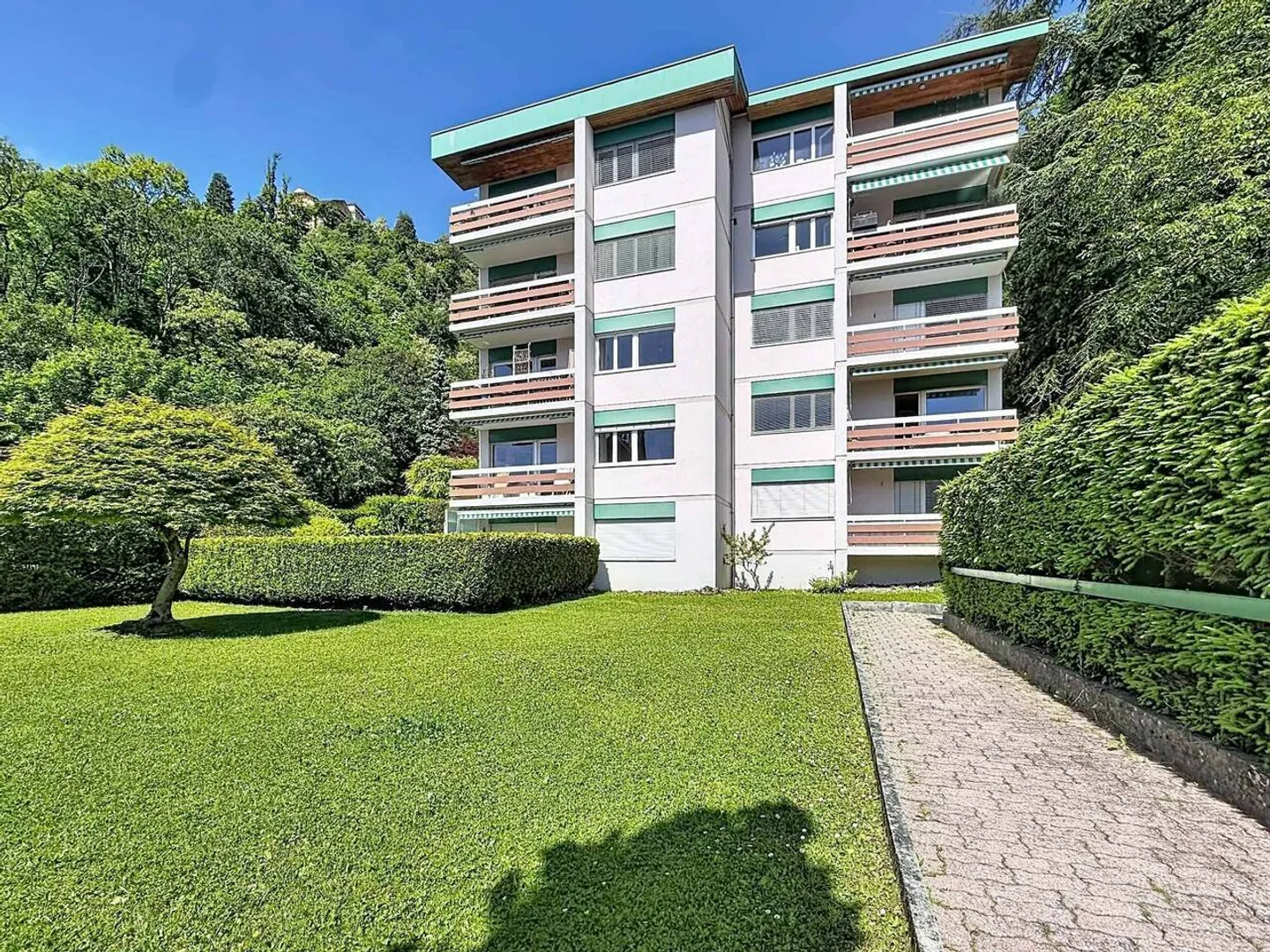 Bellissimo appartamento di 4,5 stanze con terrazza e giardino - Foto 2 di 10