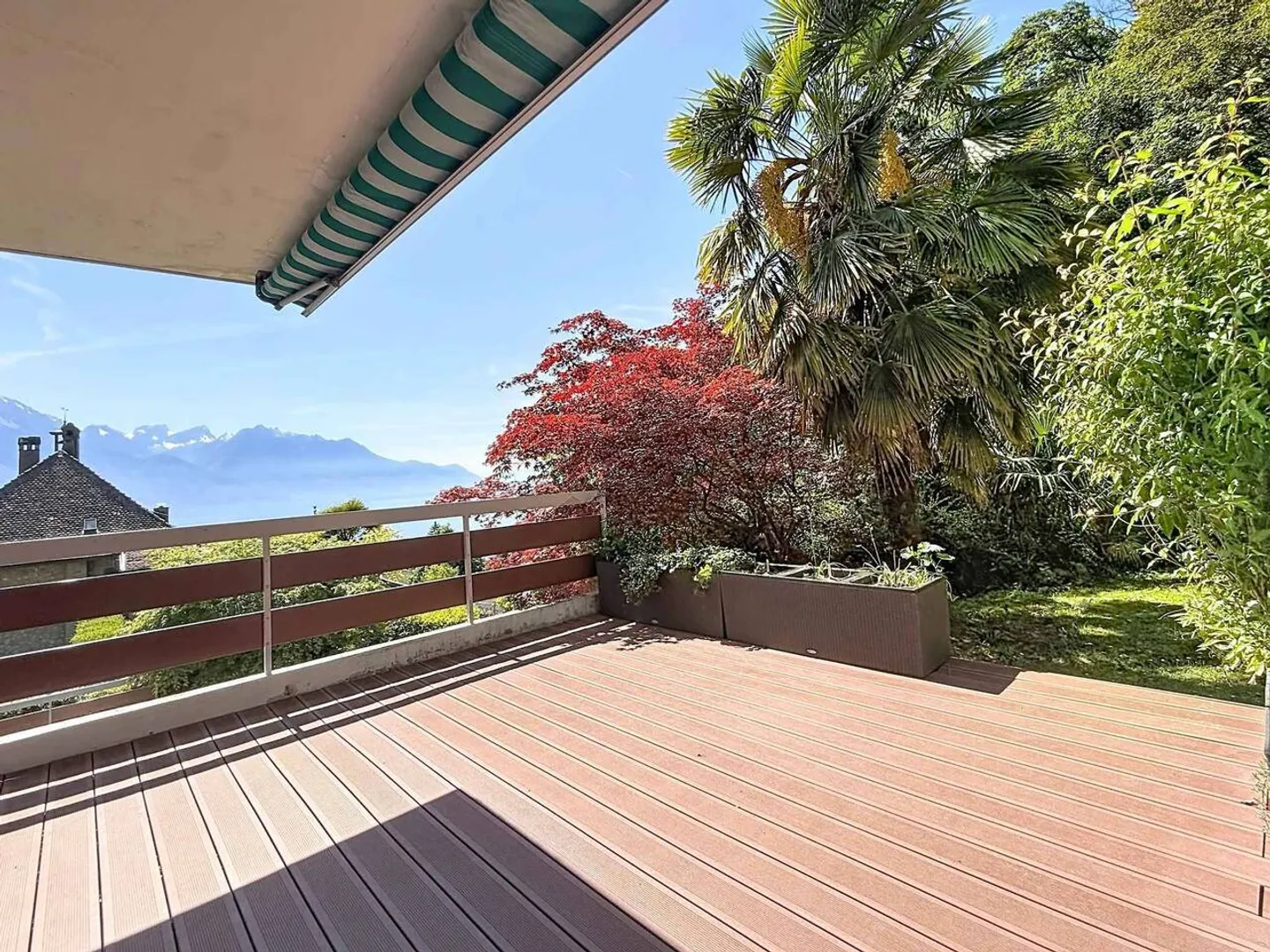Bellissimo appartamento di 4,5 stanze con terrazza e giardino - Foto 9 di 10